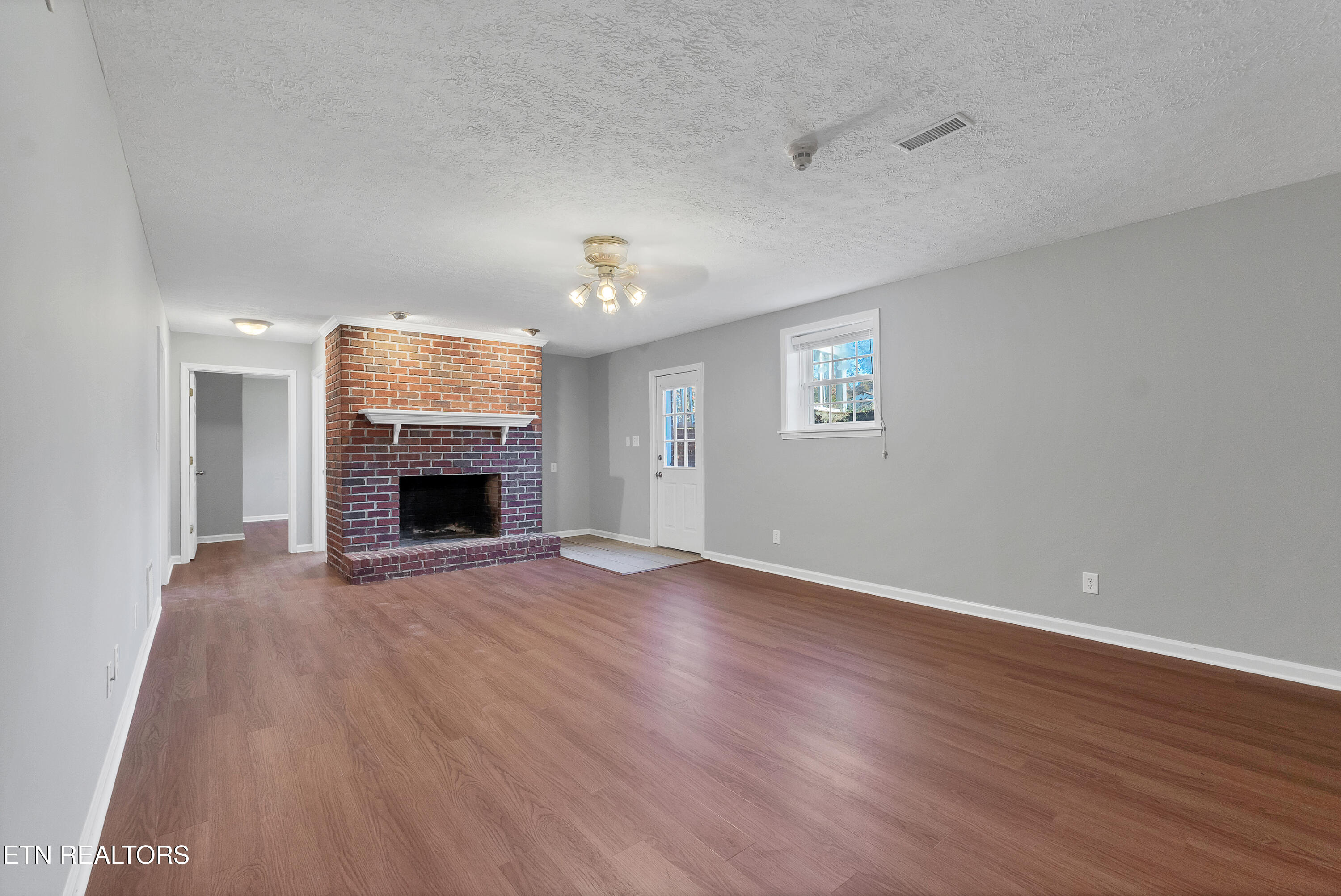 1031 S Dogwood Drive