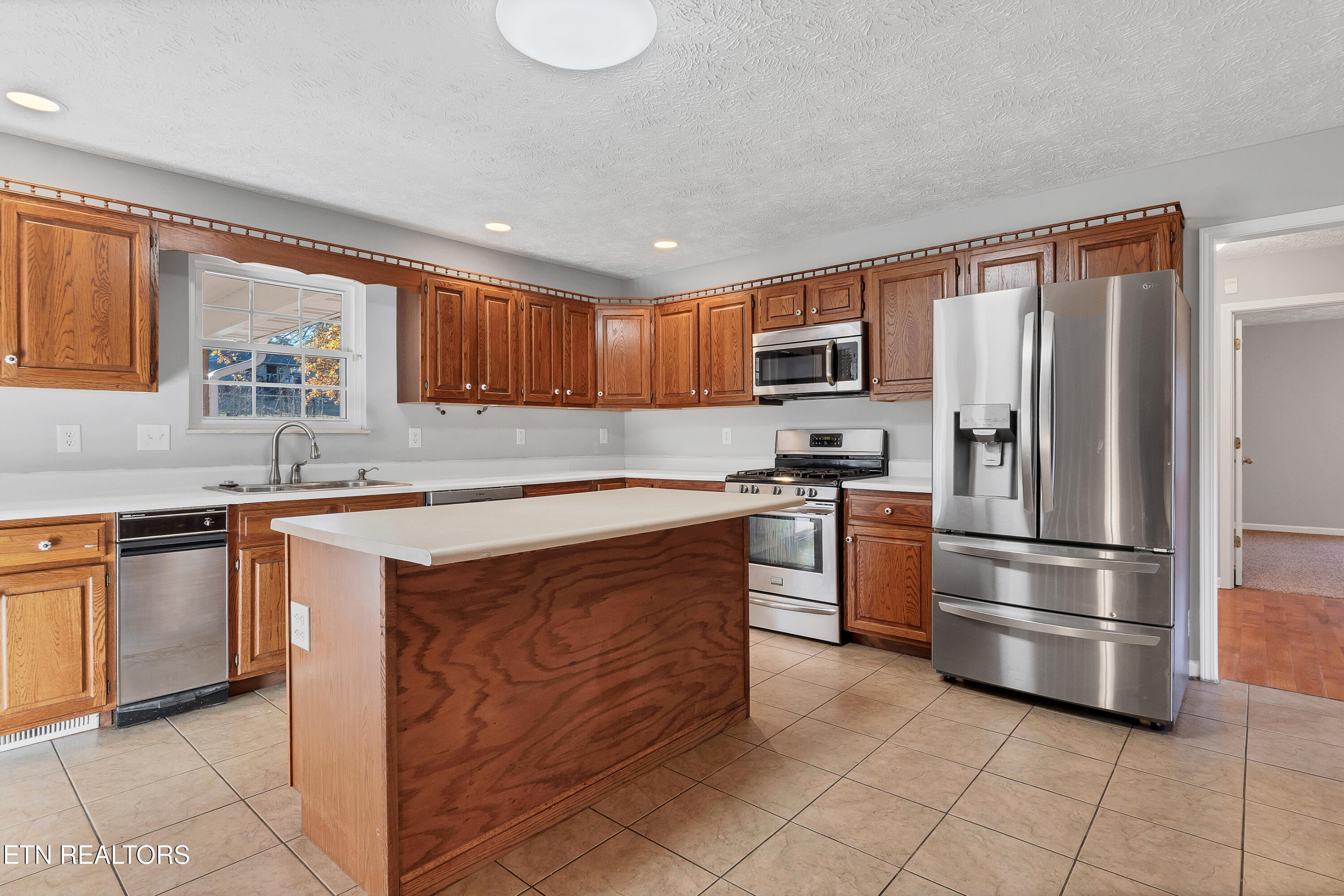 1031 S Dogwood Drive