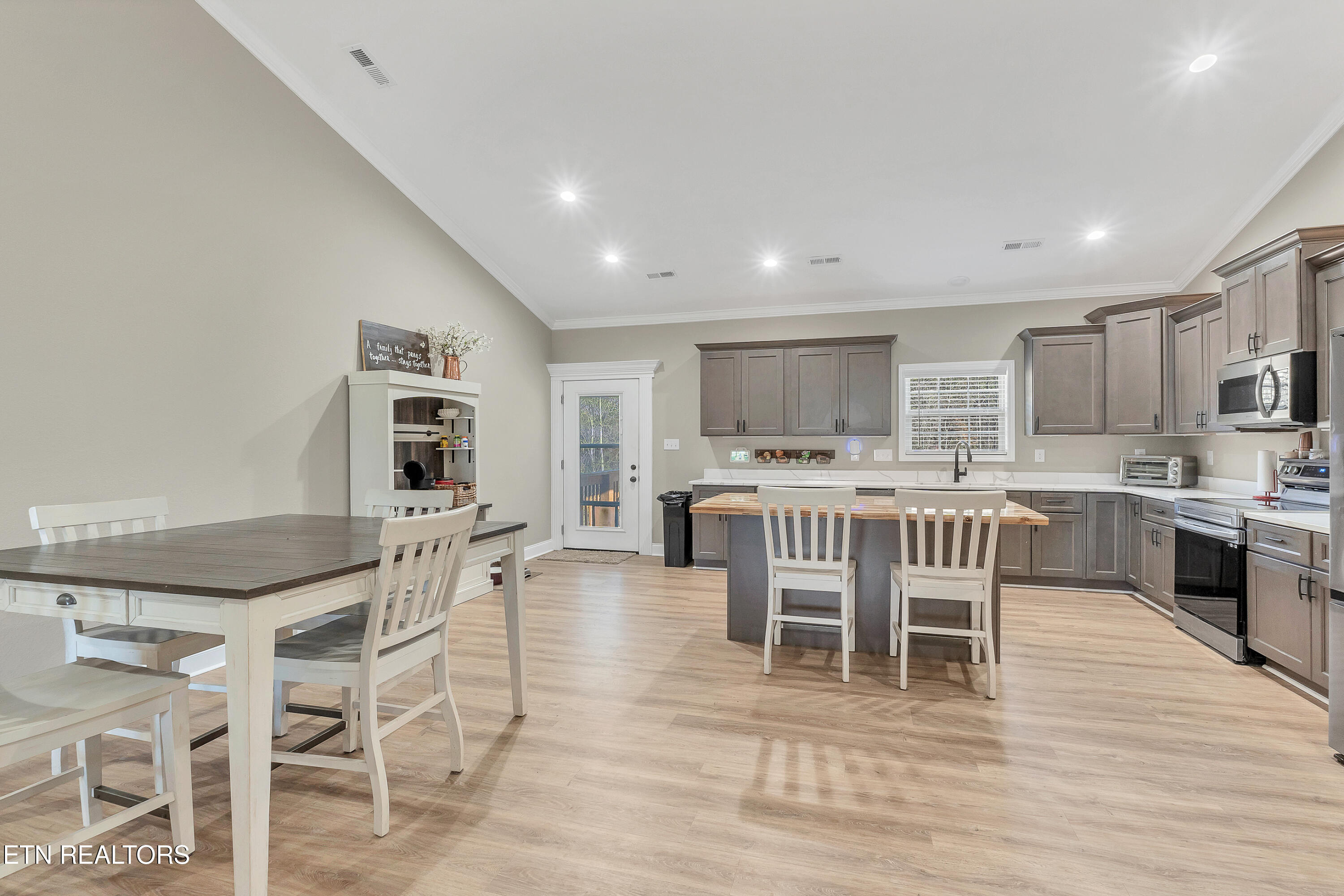 3141 Heather Glenn Drive