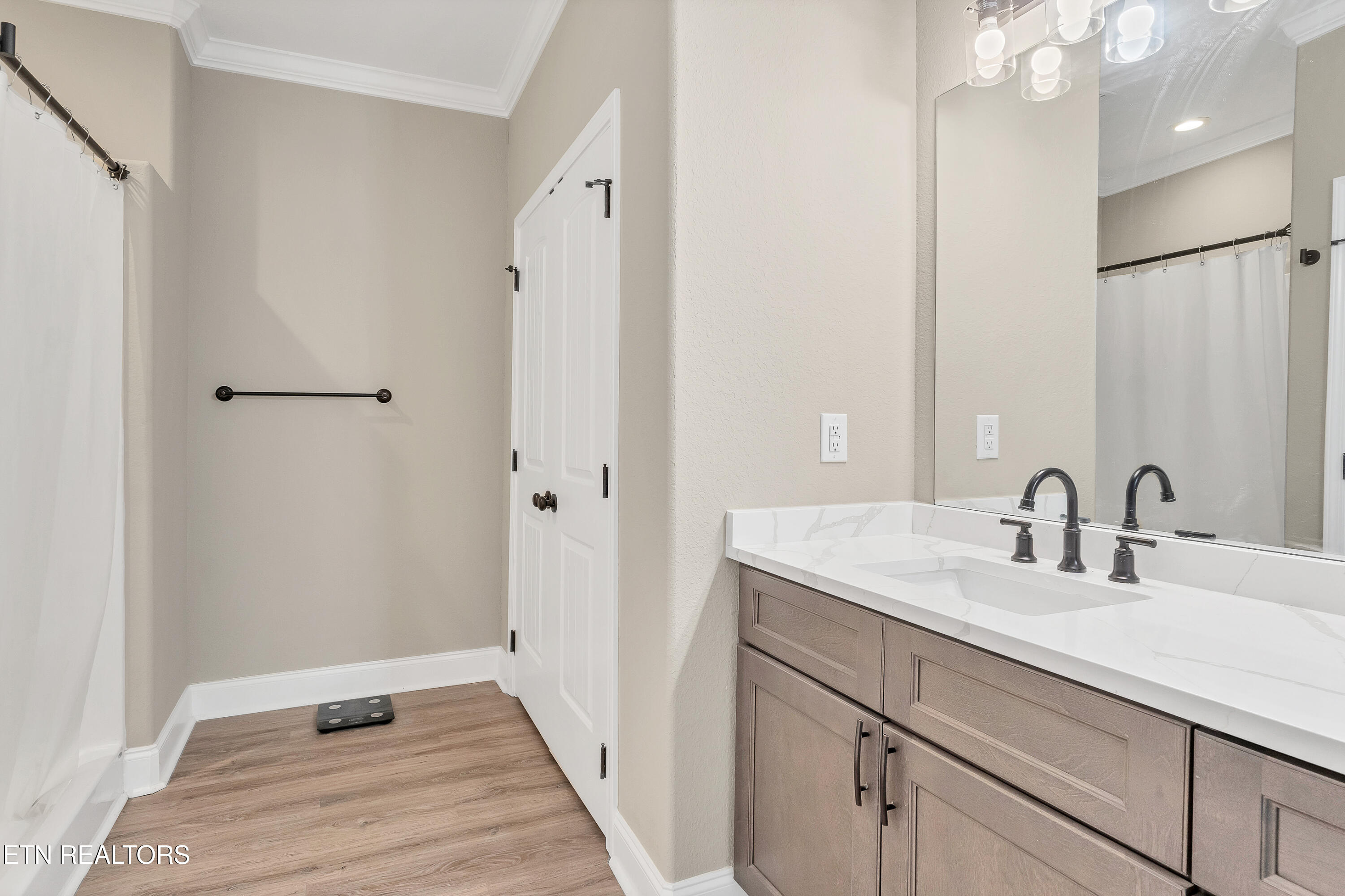 3141 Heather Glenn Drive