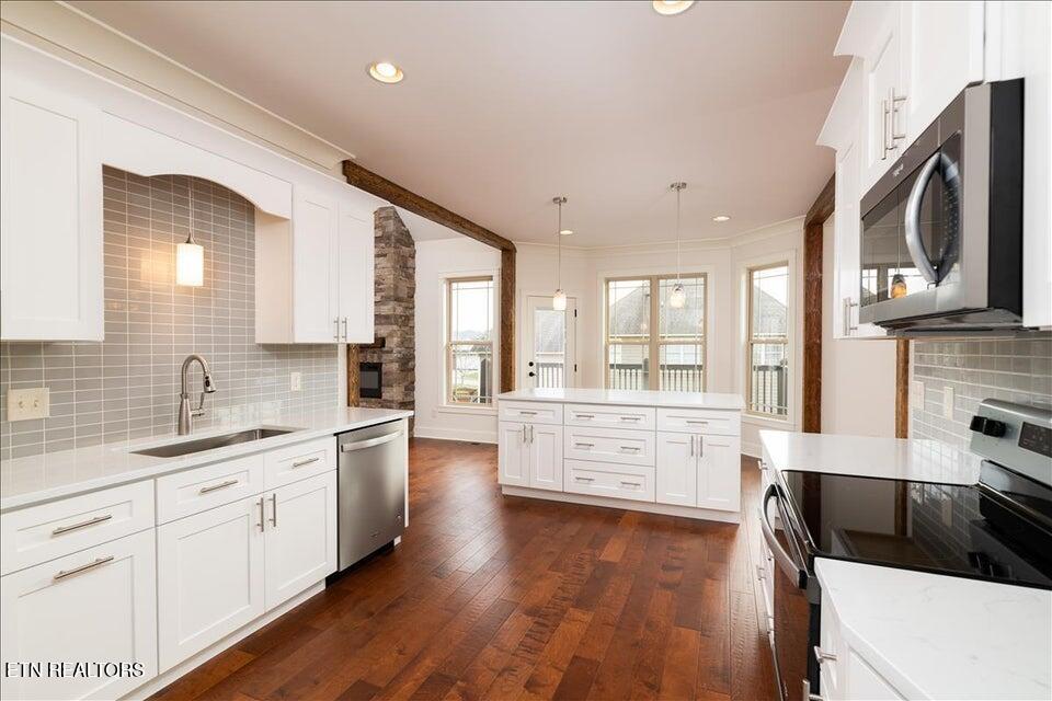 7246 Settlers Path Lane