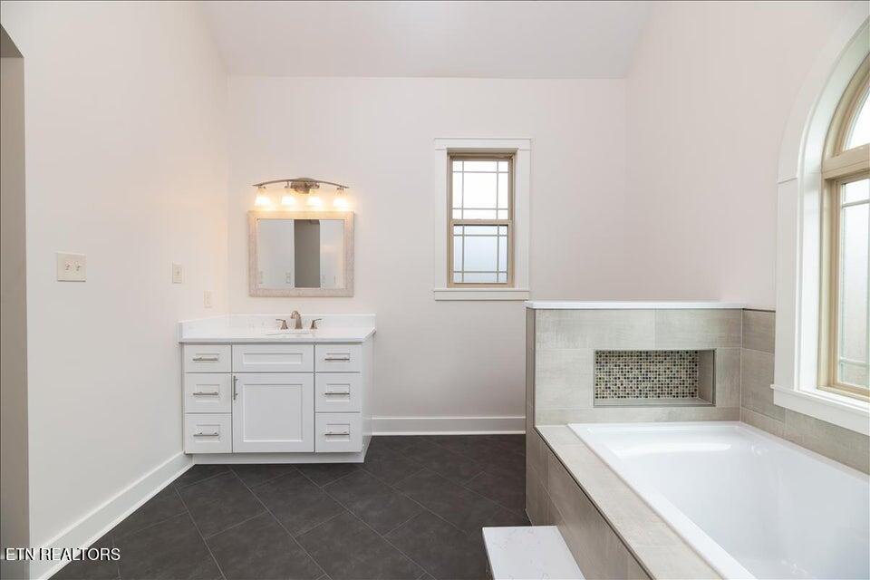 7246 Settlers Path Lane