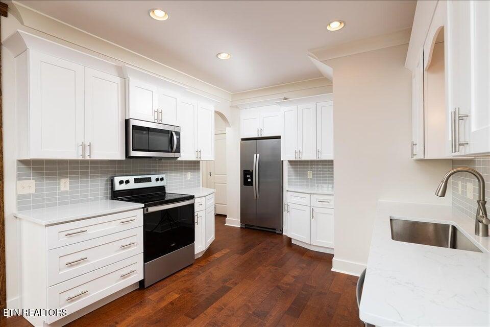 7246 Settlers Path Lane