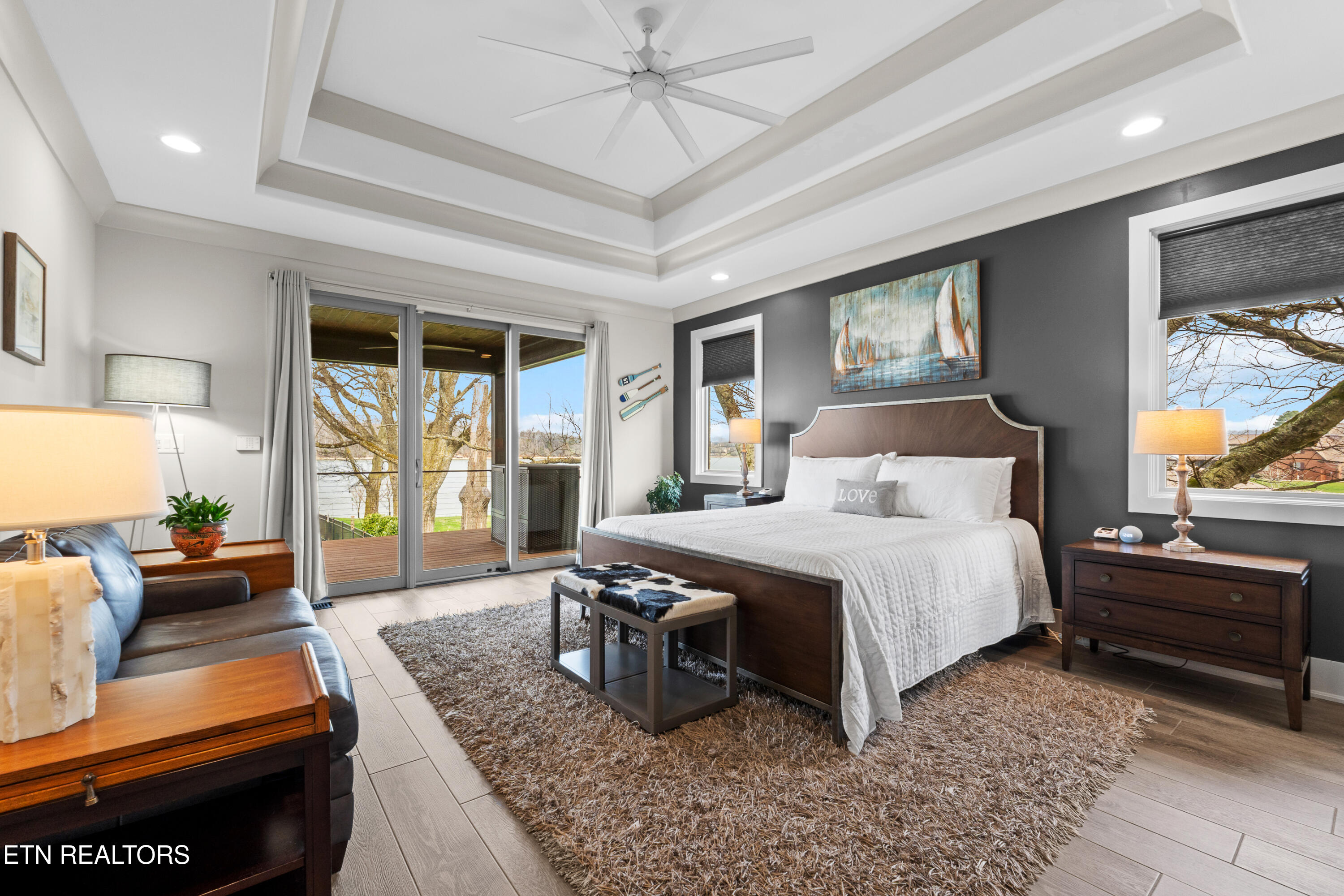 3702 Promontory Point