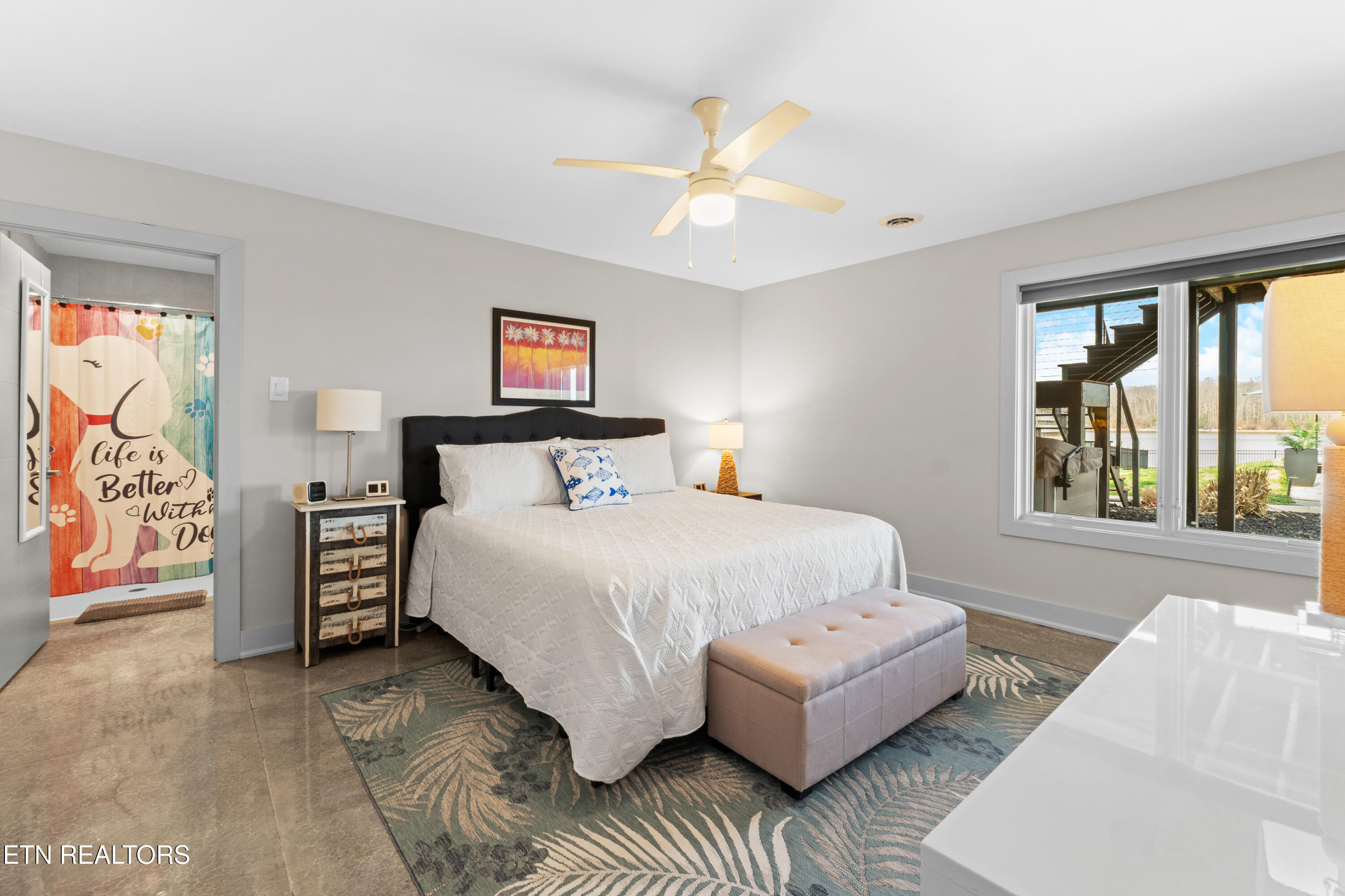 3702 Promontory Point