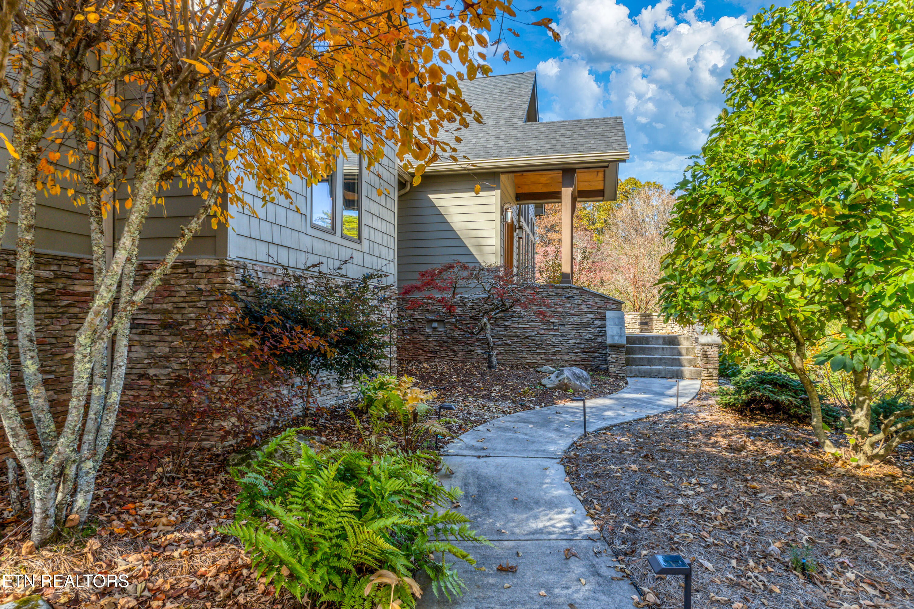 6260 E Lamar Alex Pkwy