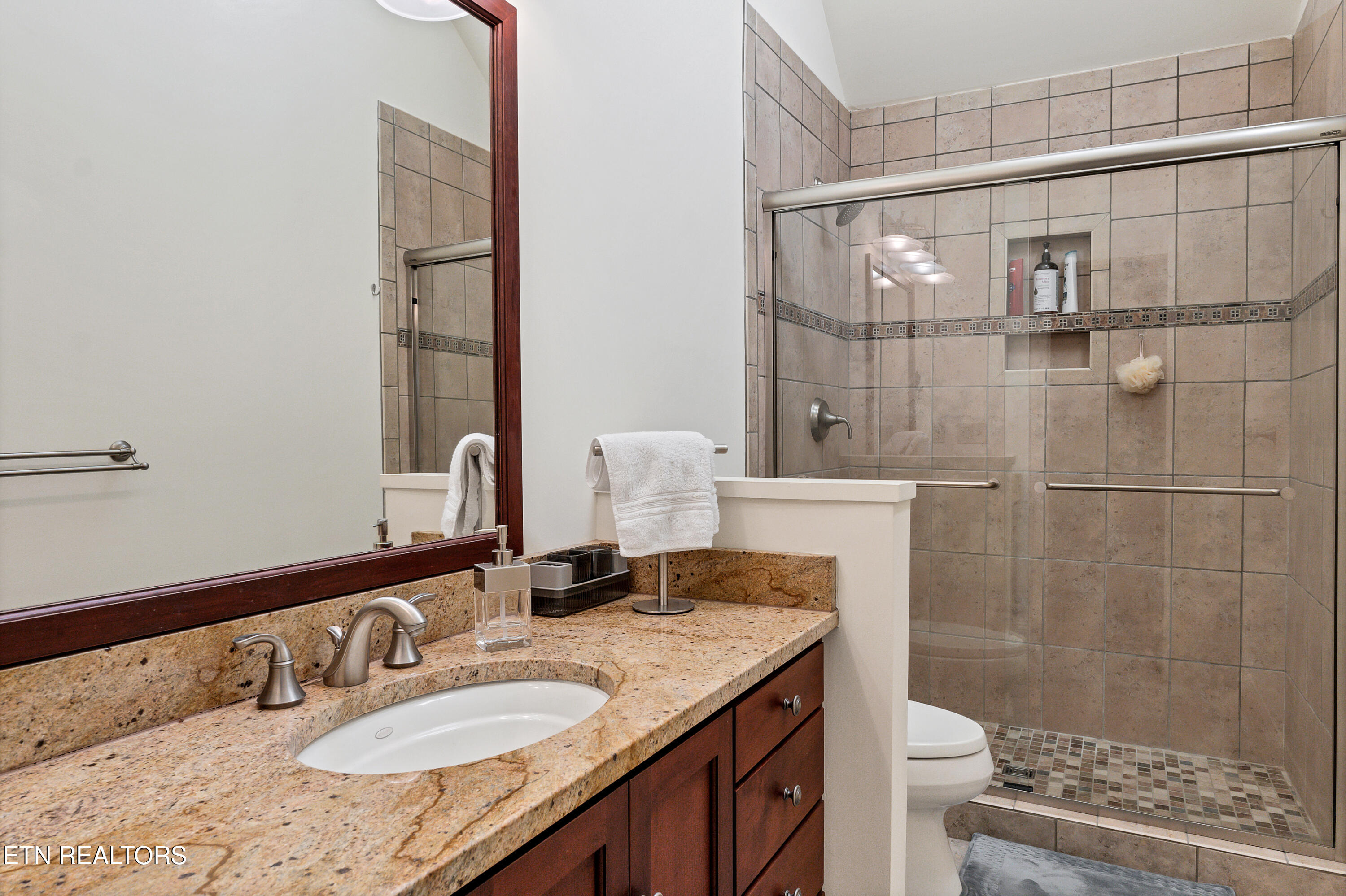 6260 E Lamar Alex Pkwy