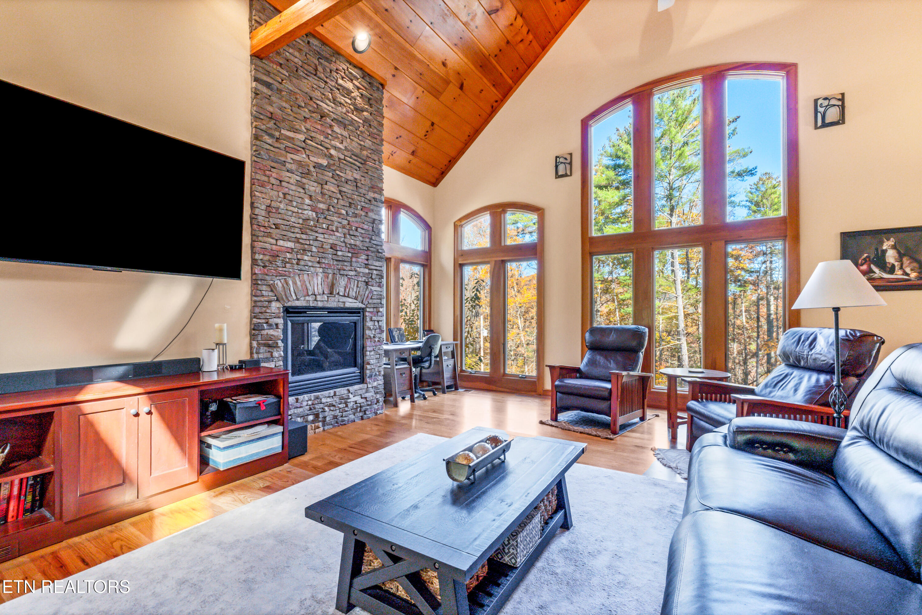 6260 E Lamar Alex Pkwy