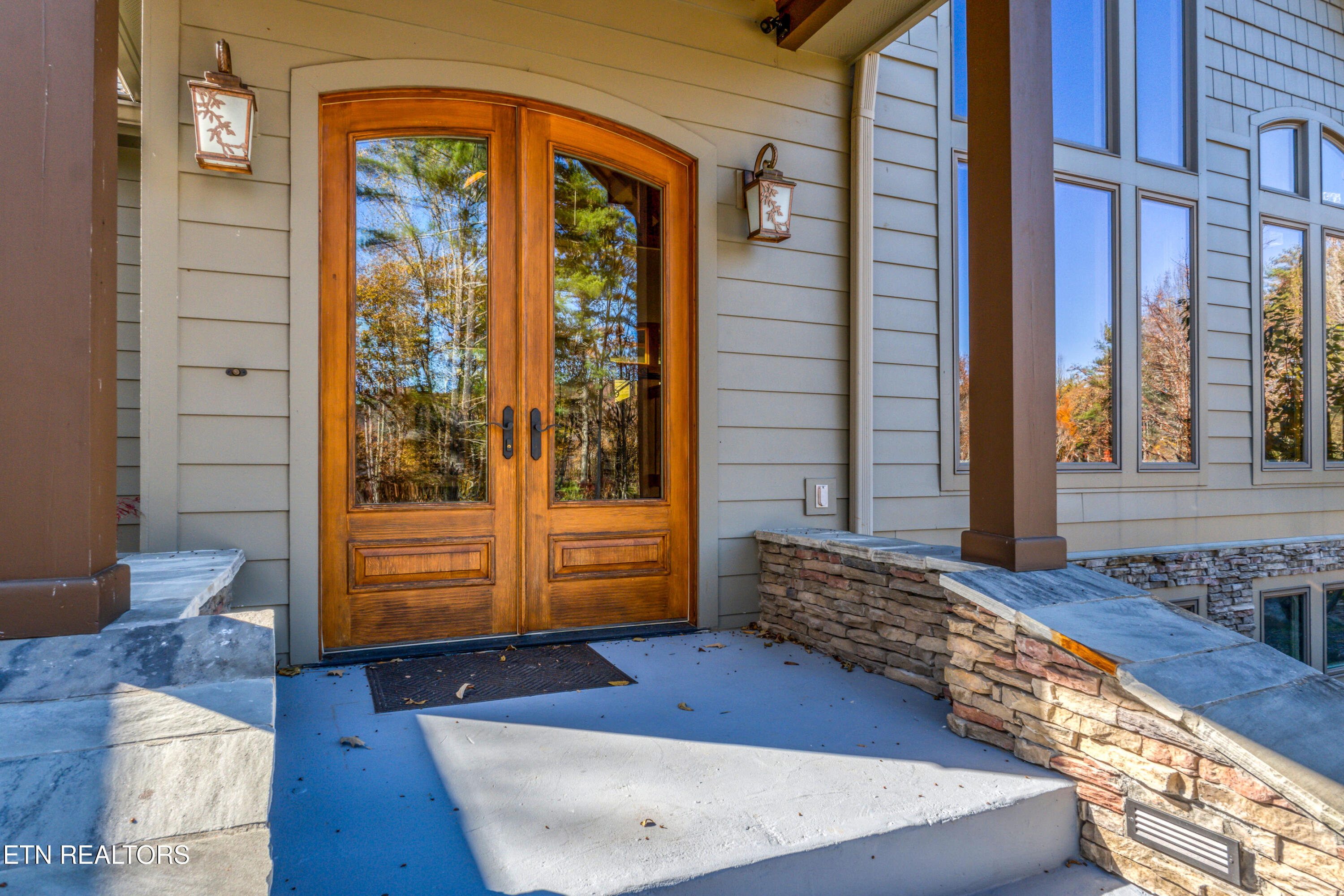 6260 E Lamar Alex Pkwy