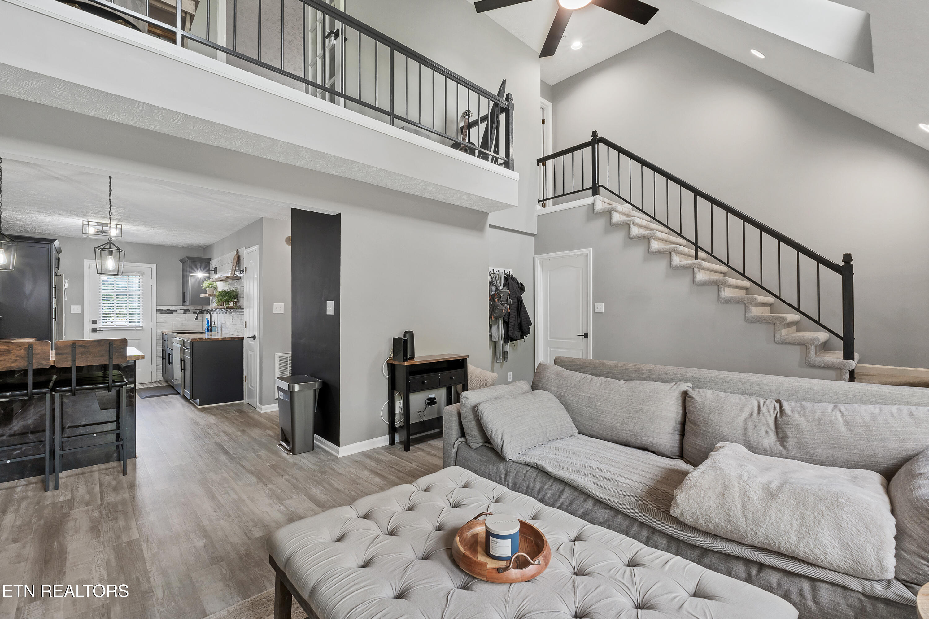 2028 Cochran Place