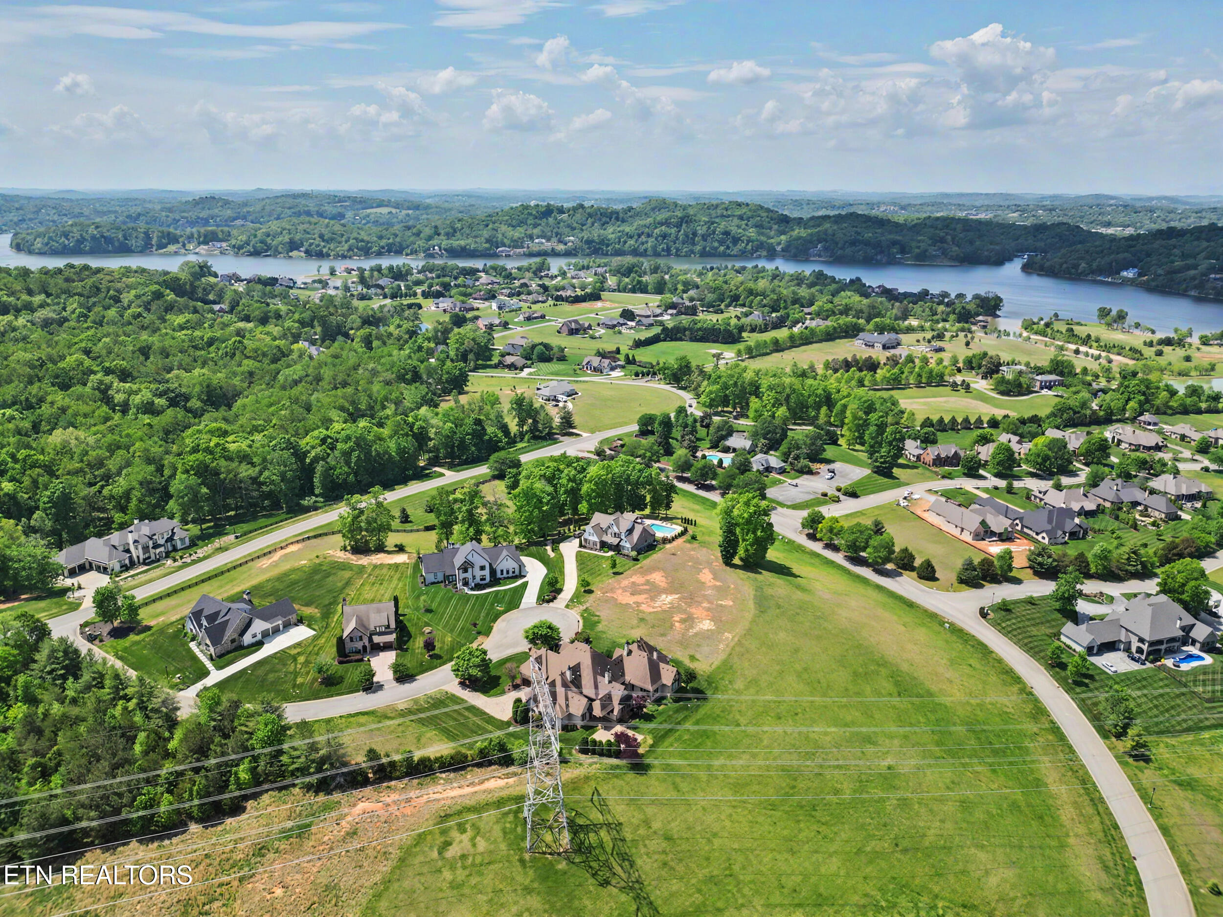 3320 High Pointe Way