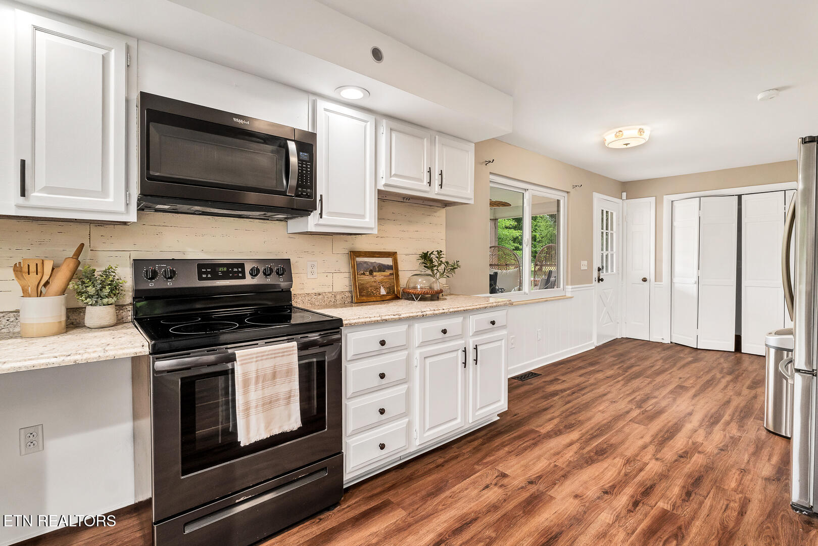 1533 Middlesettlements Rd