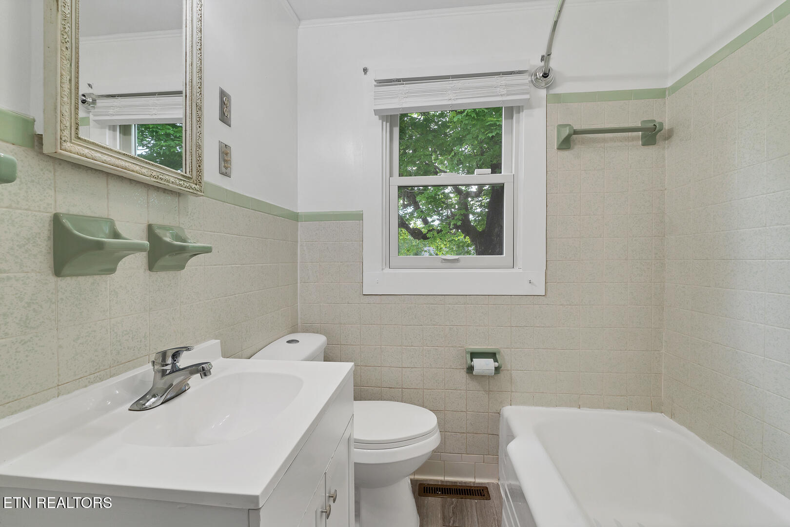 1533 Middlesettlements Rd