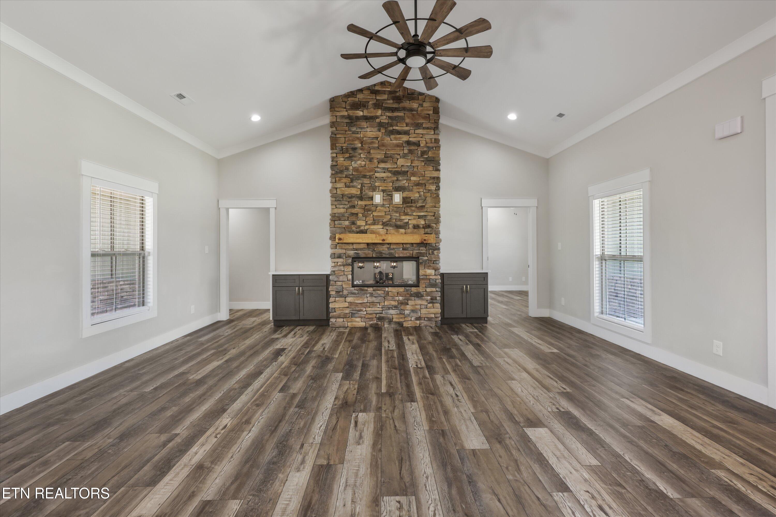 849 Pinebrooke Drive