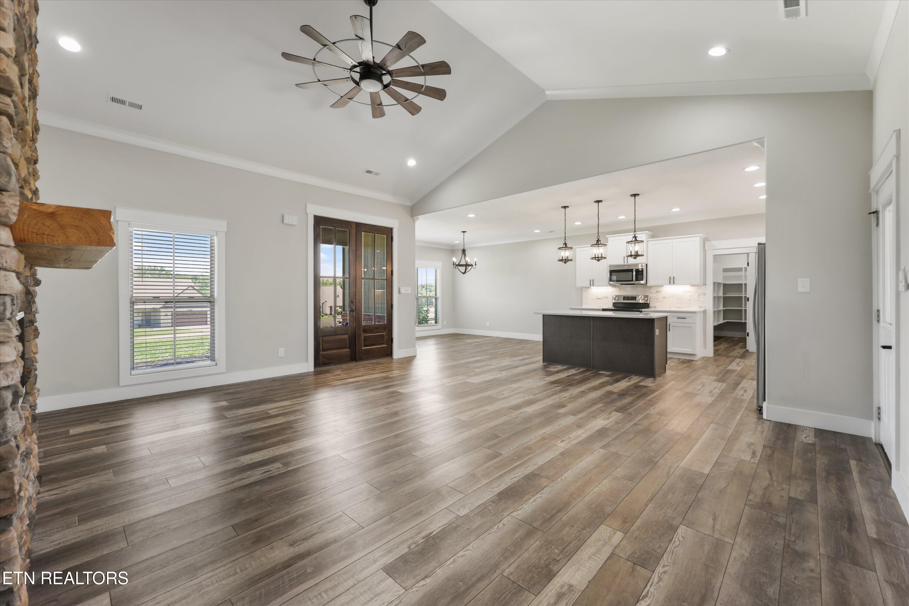 849 Pinebrooke Drive