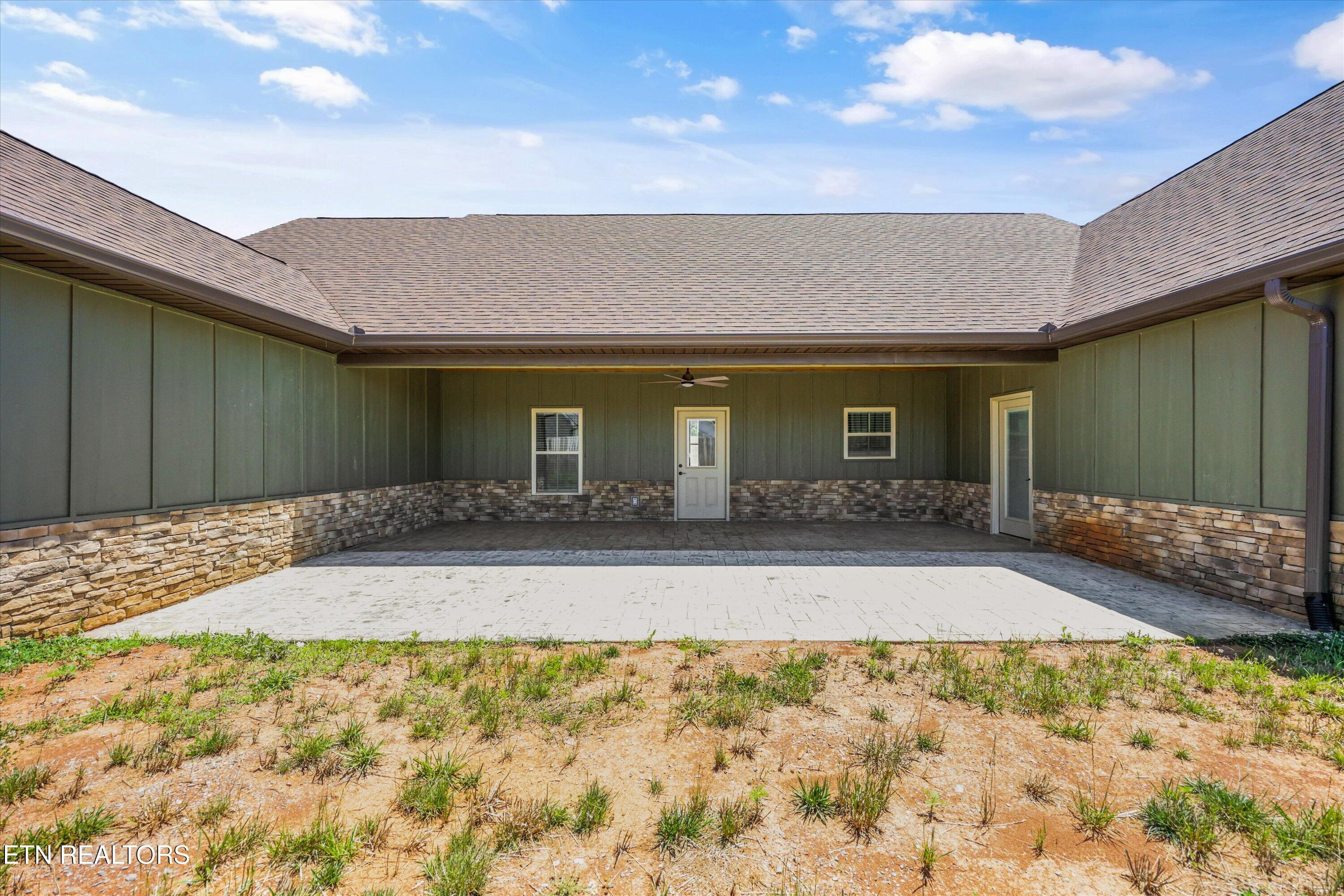 849 Pinebrooke Drive