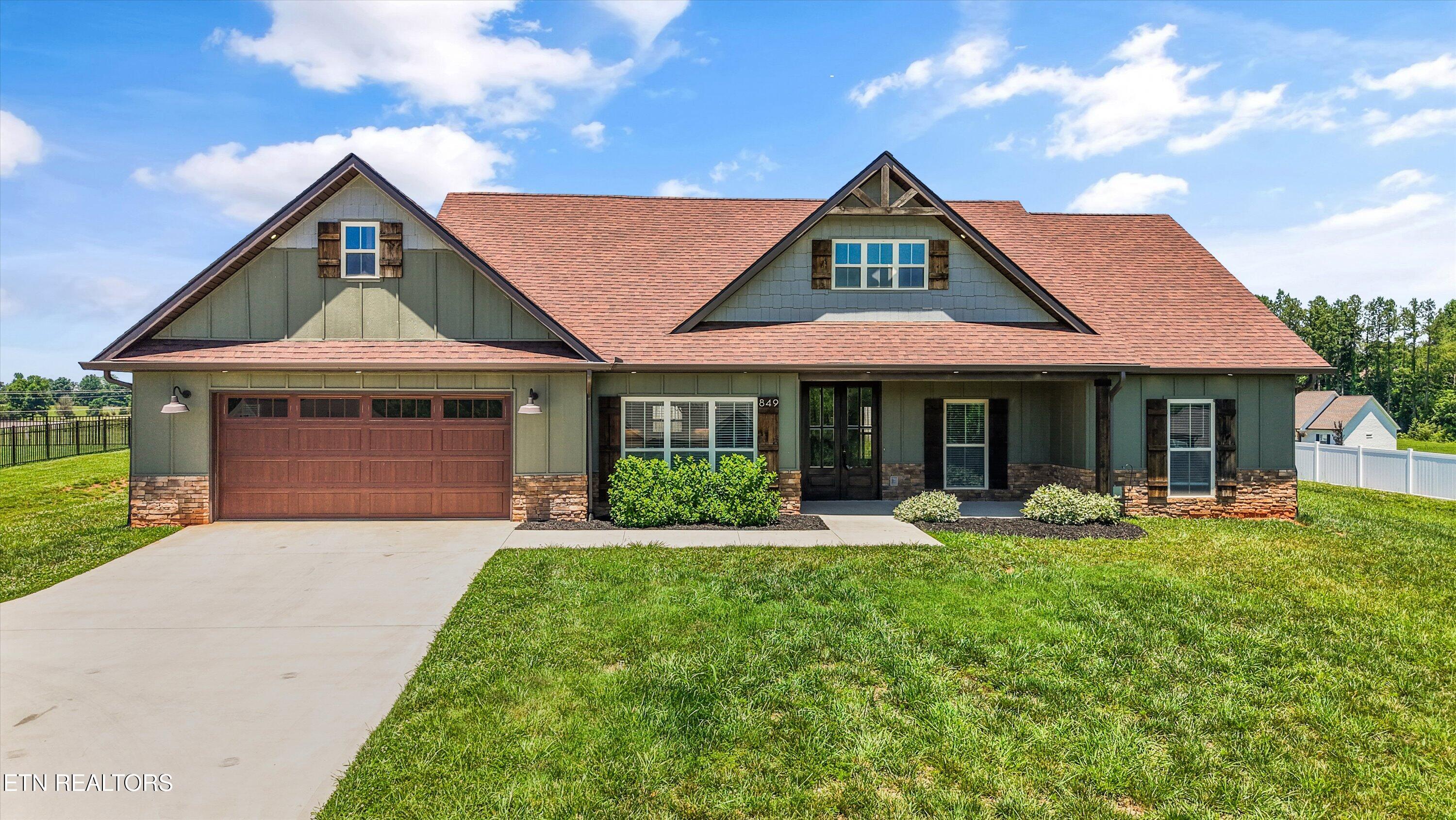 849 Pinebrooke Drive