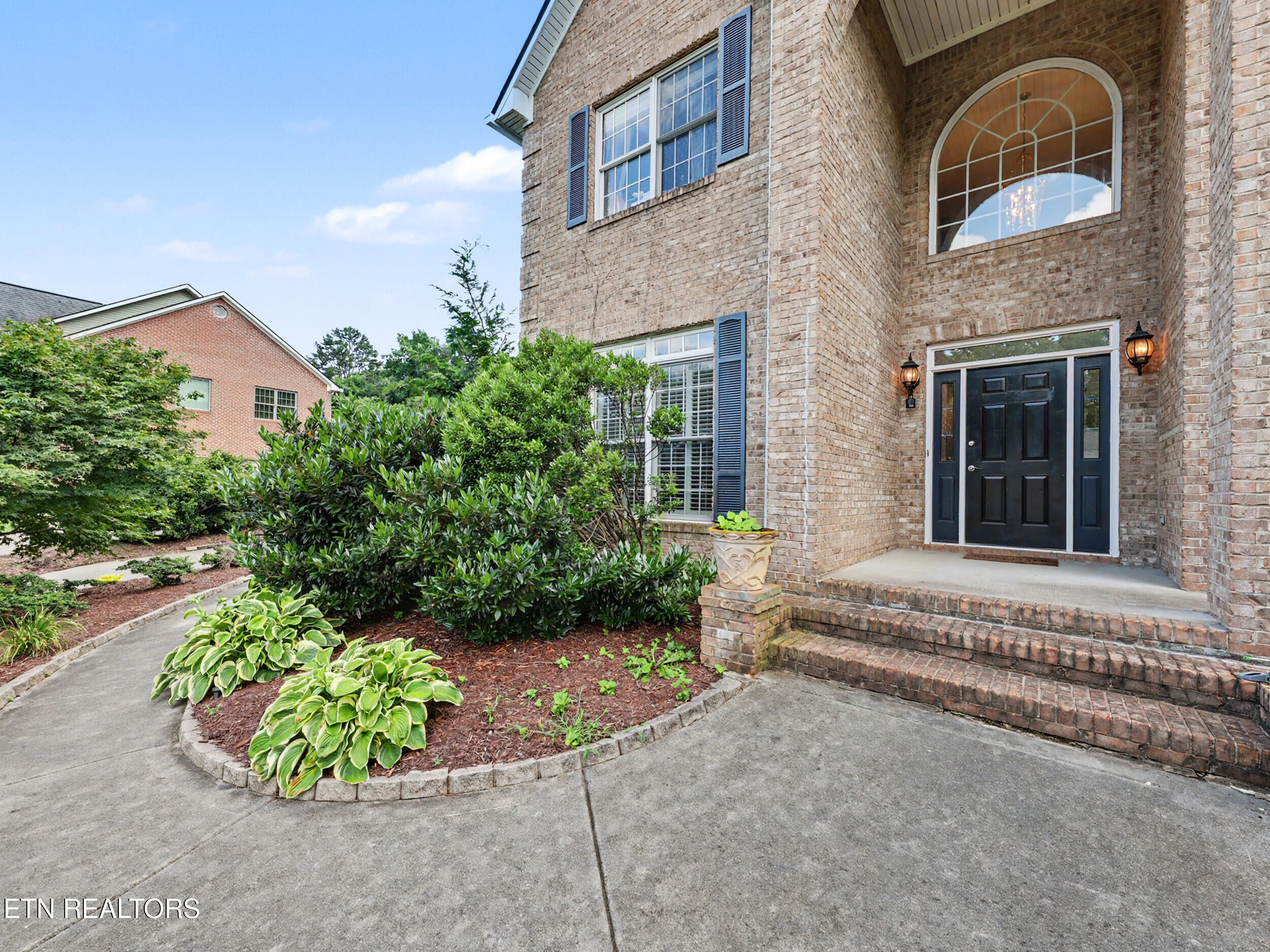 607 Valley Hill Lane
