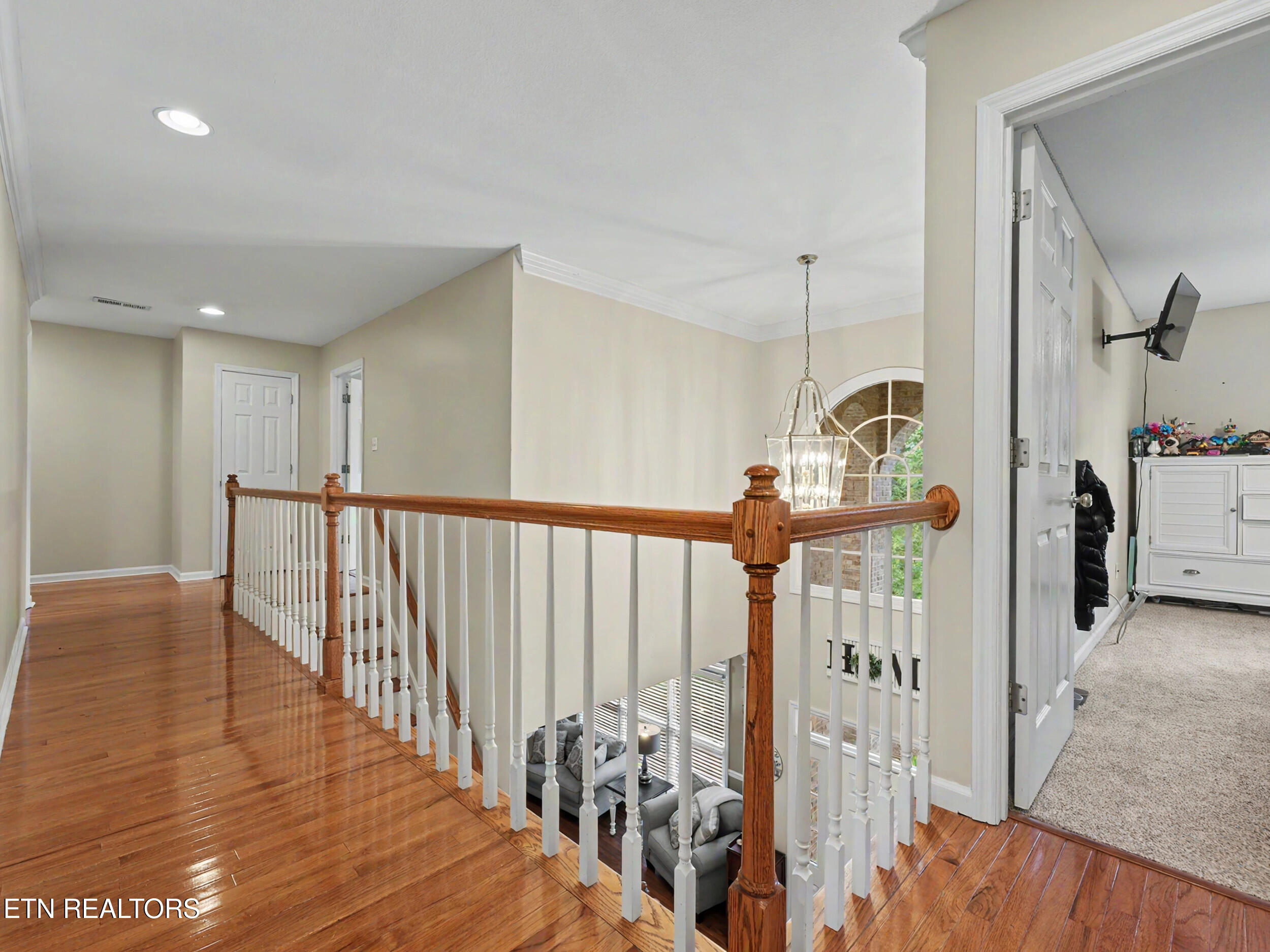 607 Valley Hill Lane