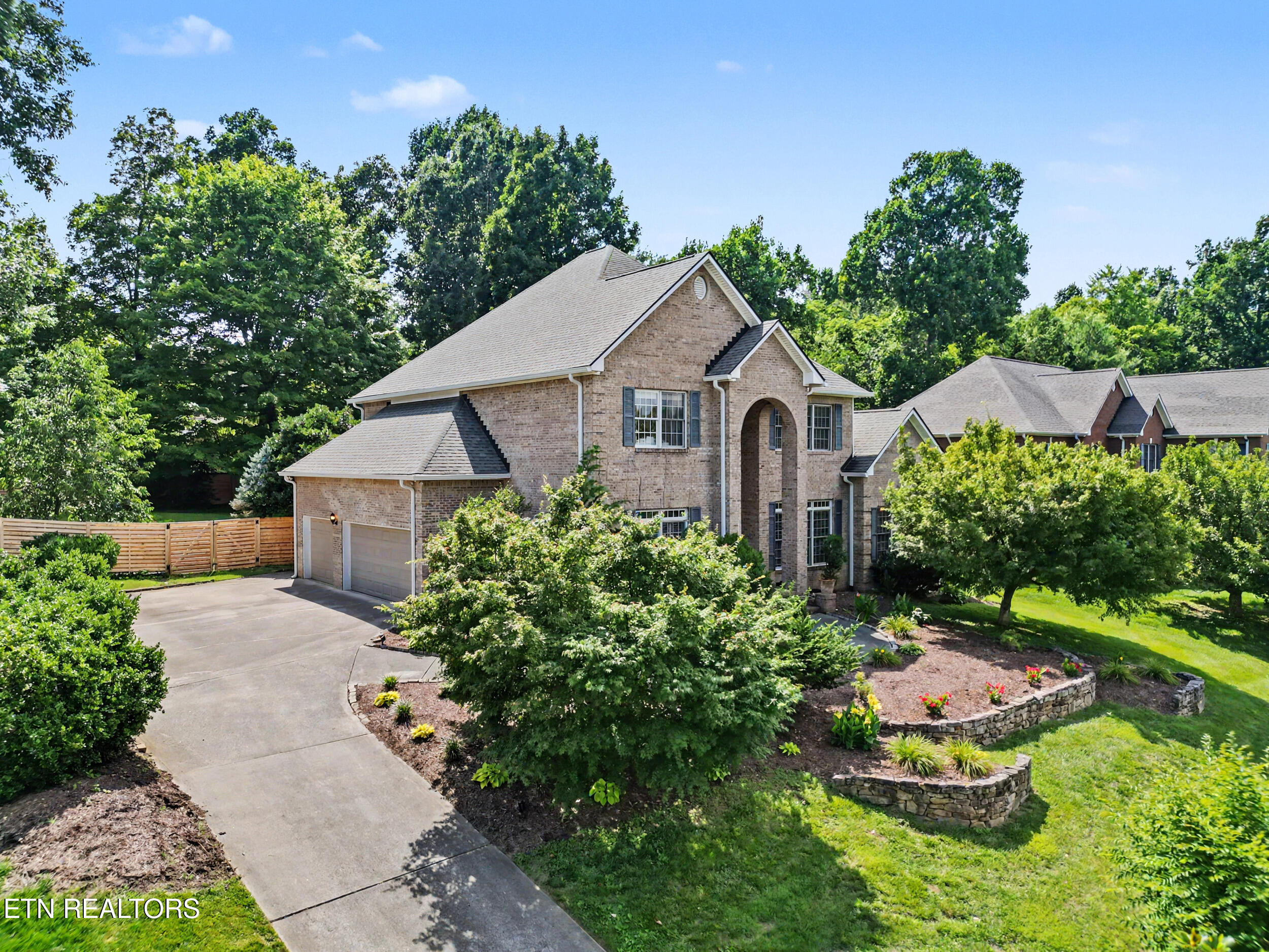 607 Valley Hill Lane