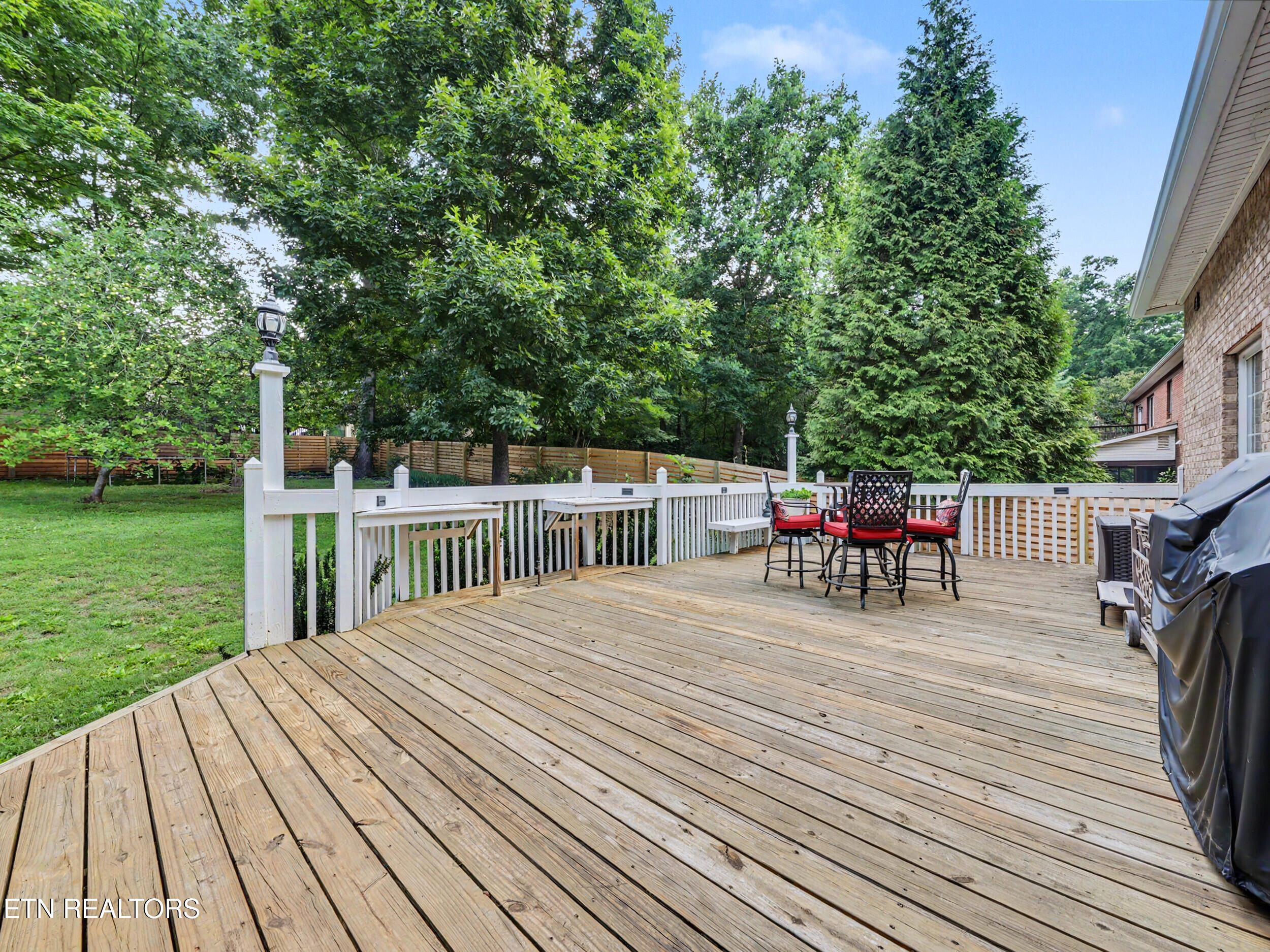 607 Valley Hill Lane