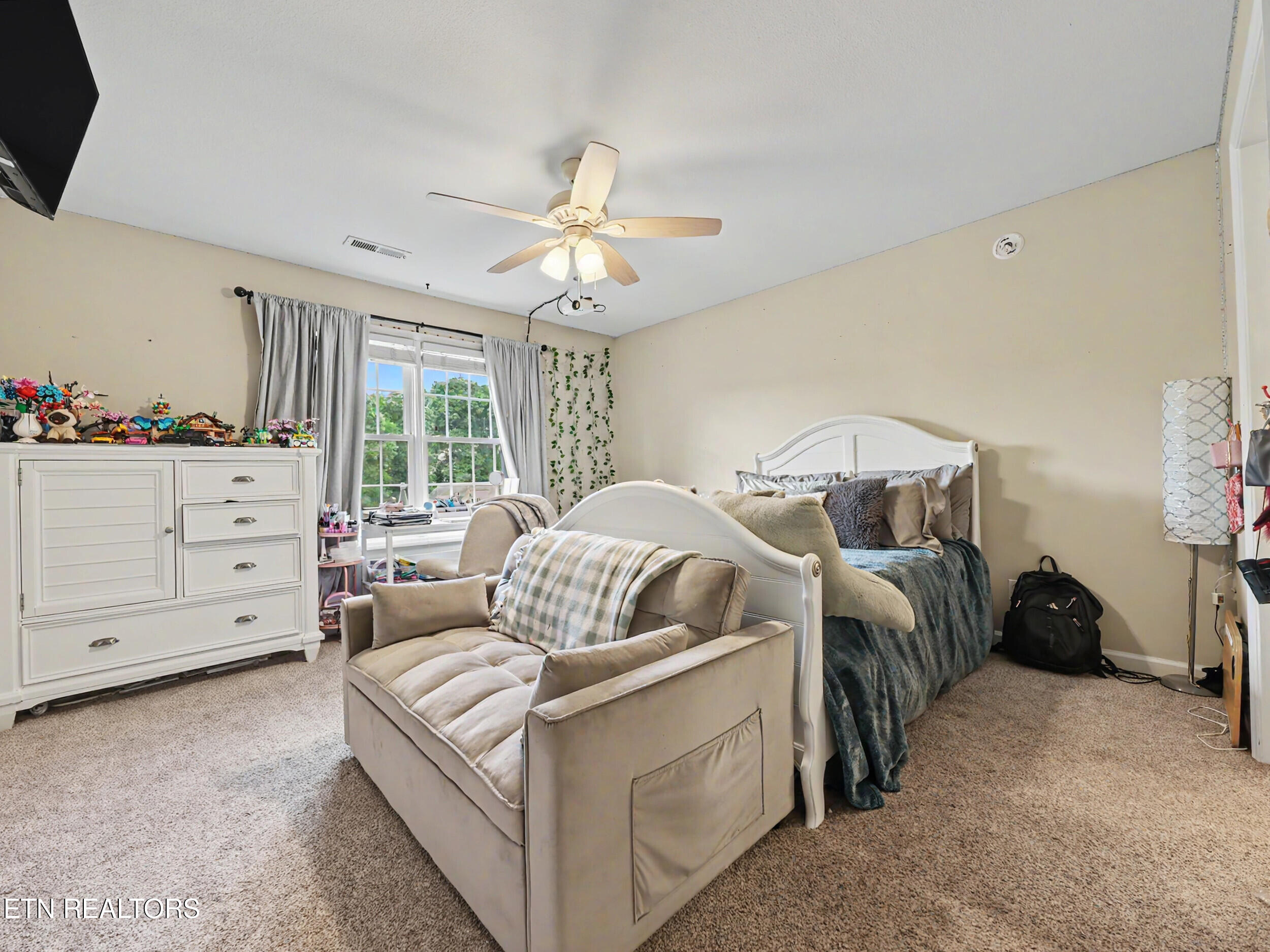 607 Valley Hill Lane