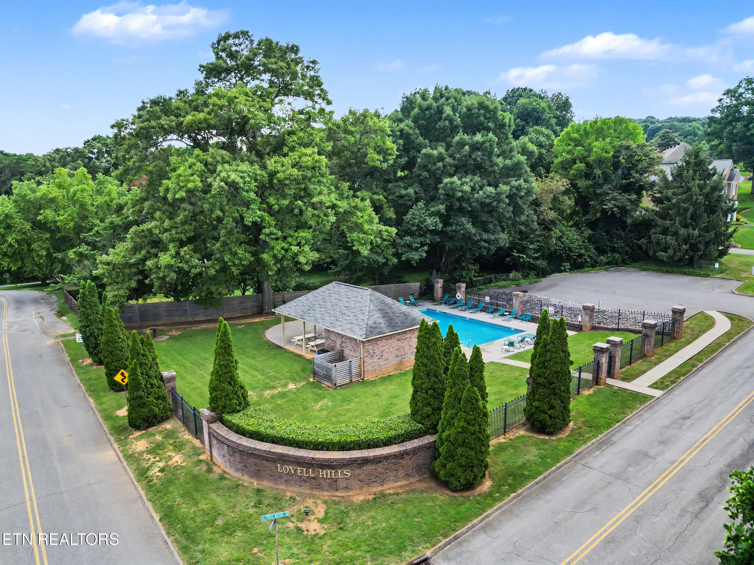 607 Valley Hill Lane