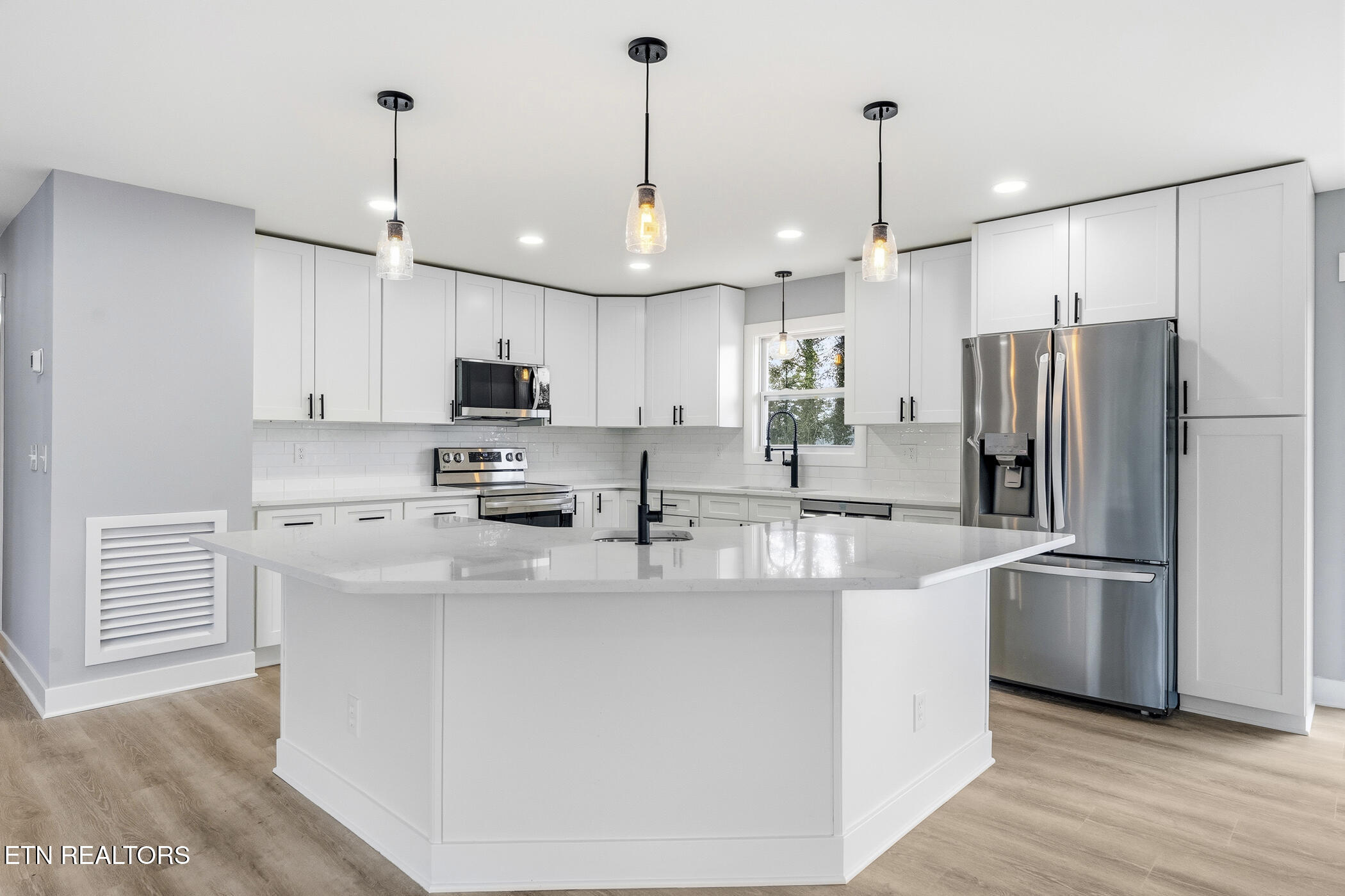 409 Belle Meade Drive