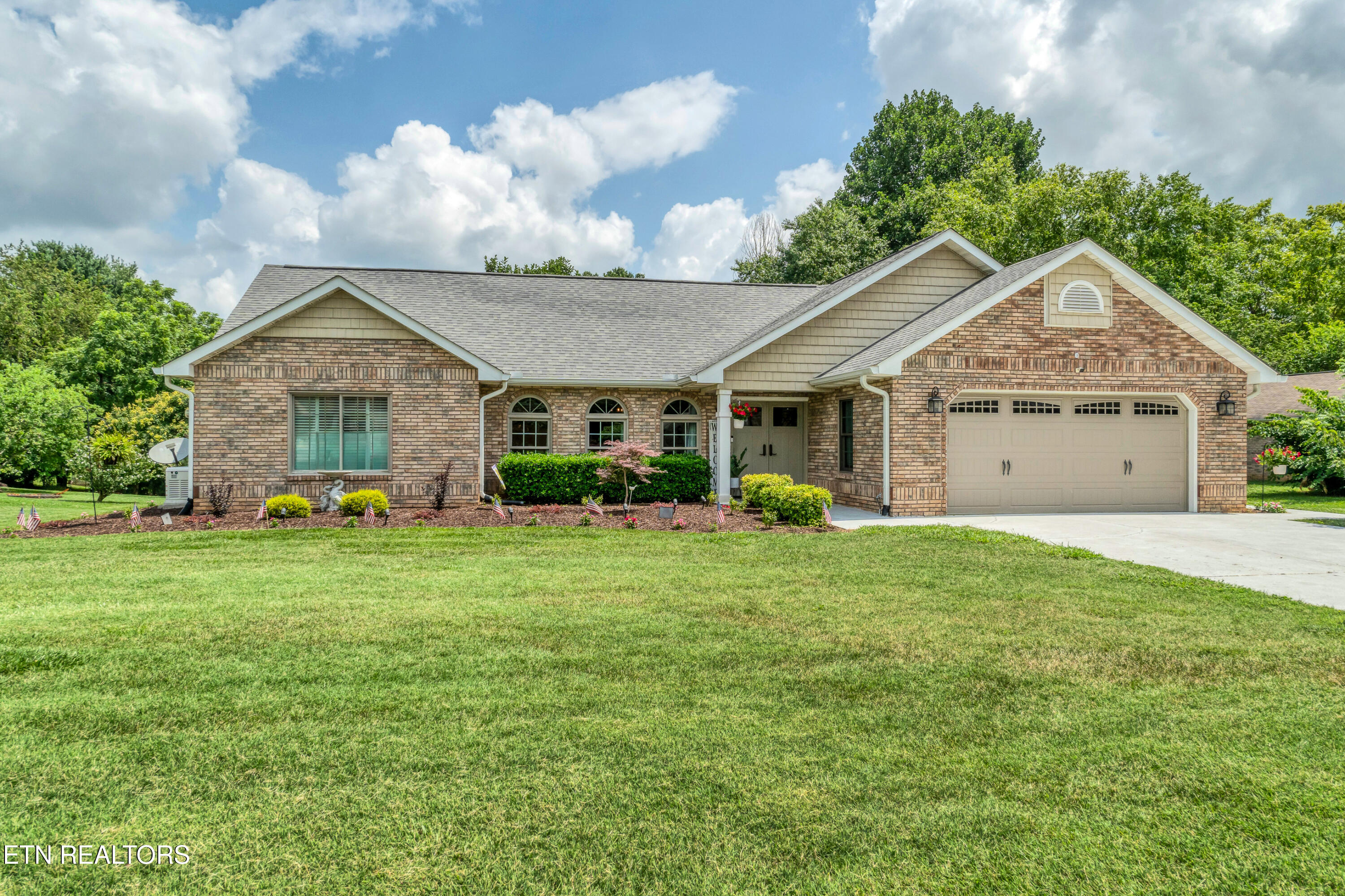 1210 Edinburgh Drive