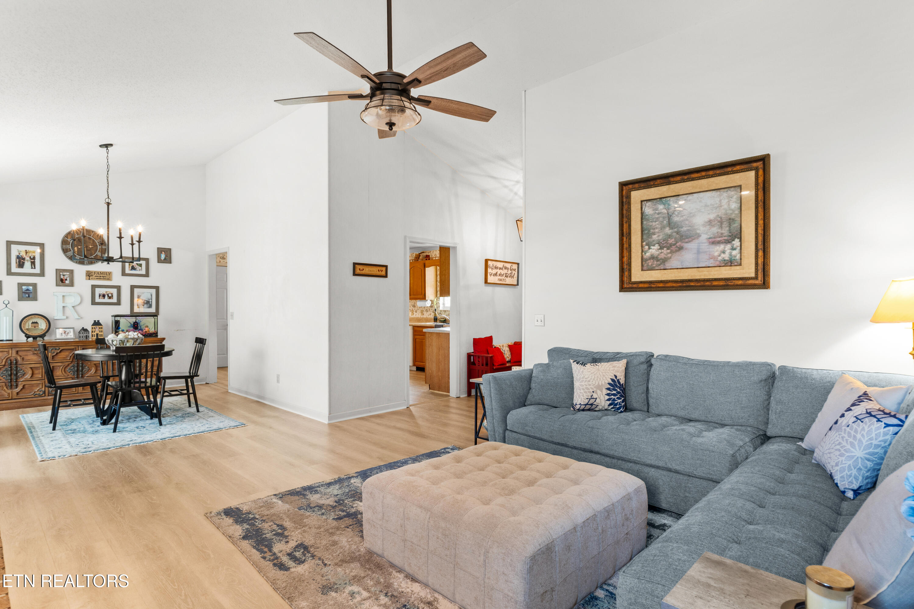 940 Meadow Oaks Drive
