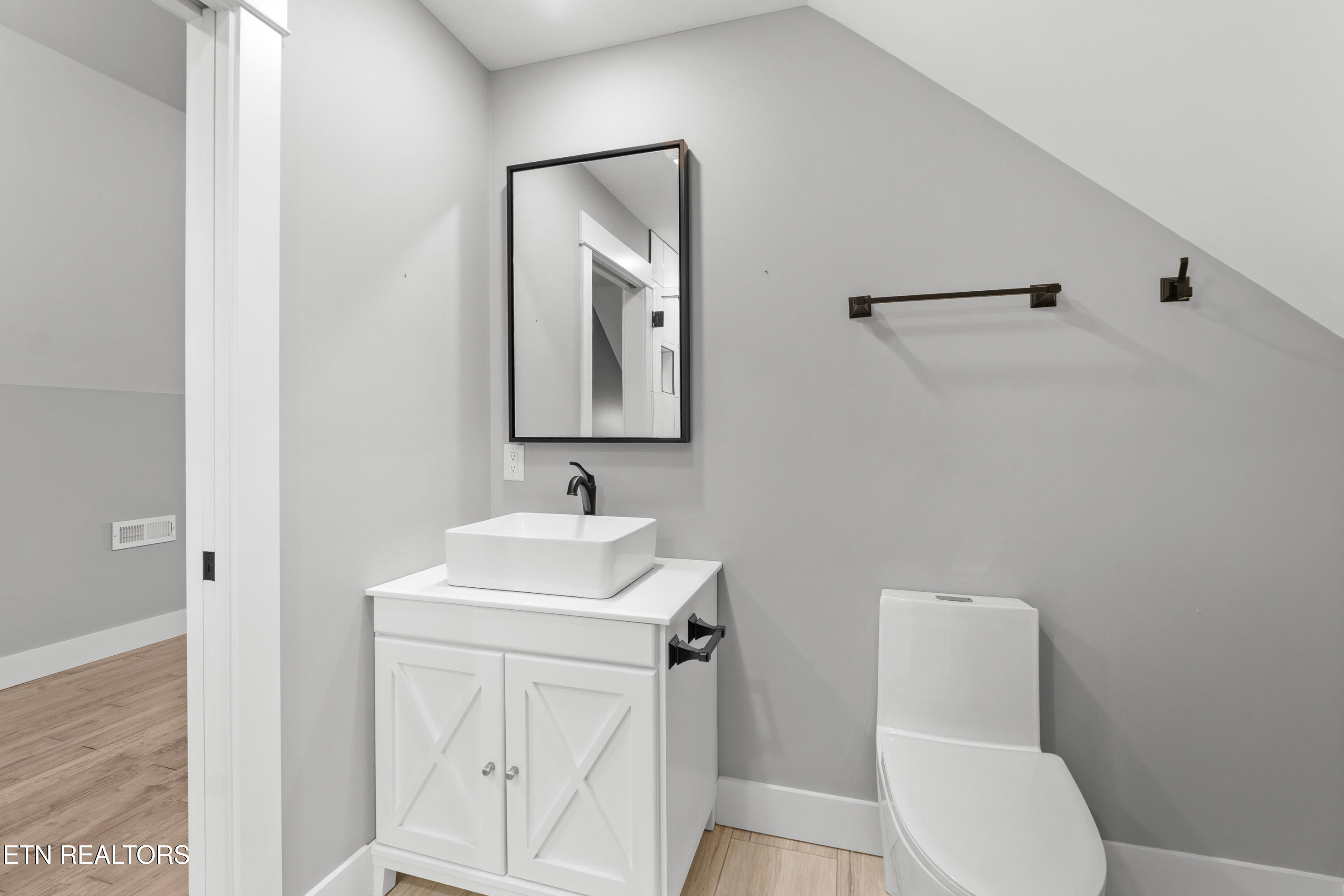 3223 Lowes Landing