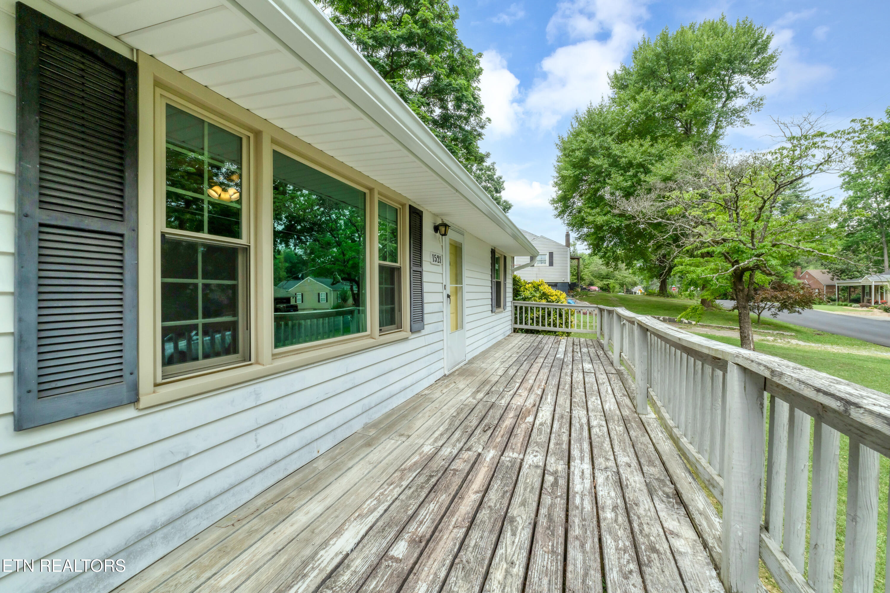 1521 Cherry Drive