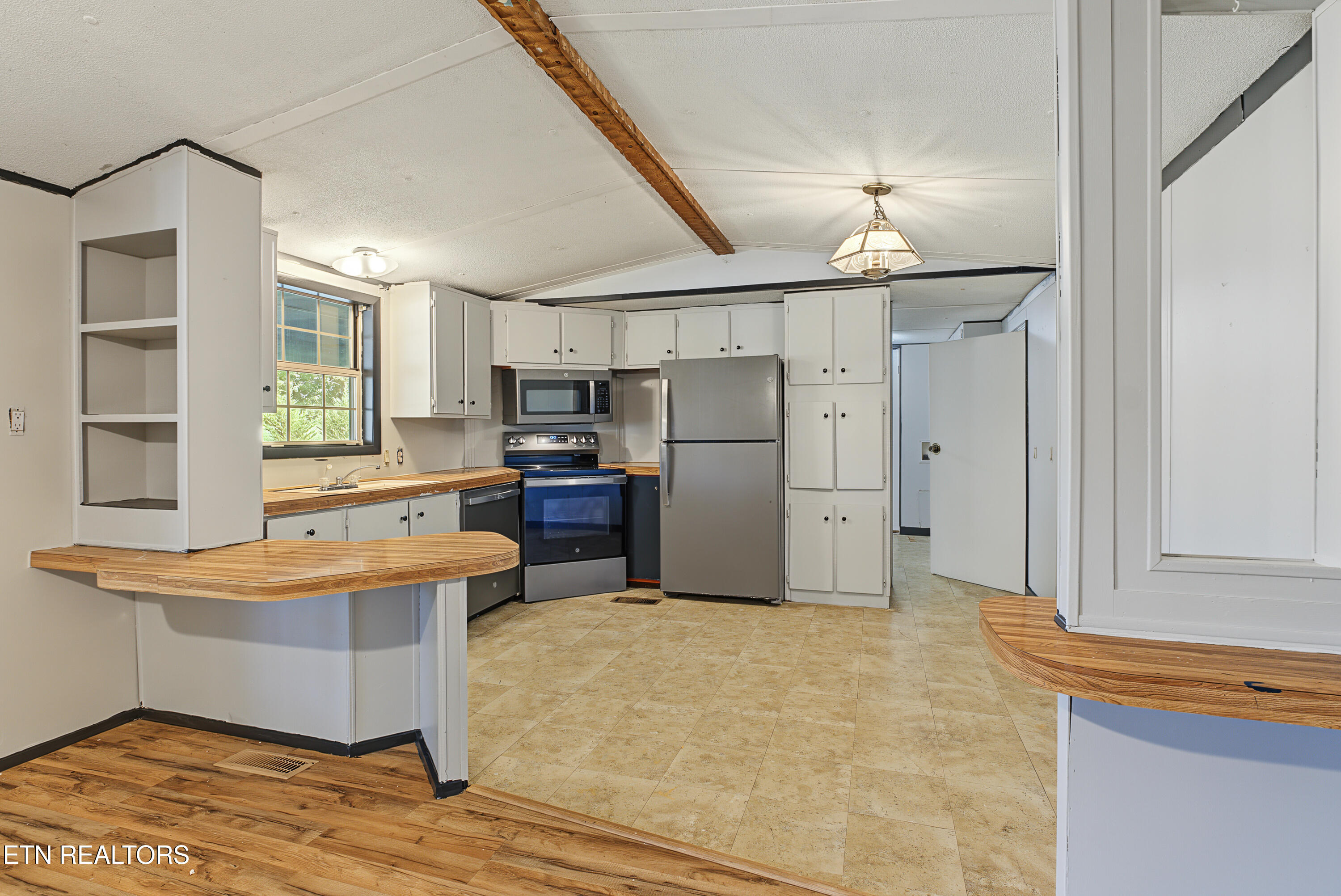 824 Edna Garland Rd
