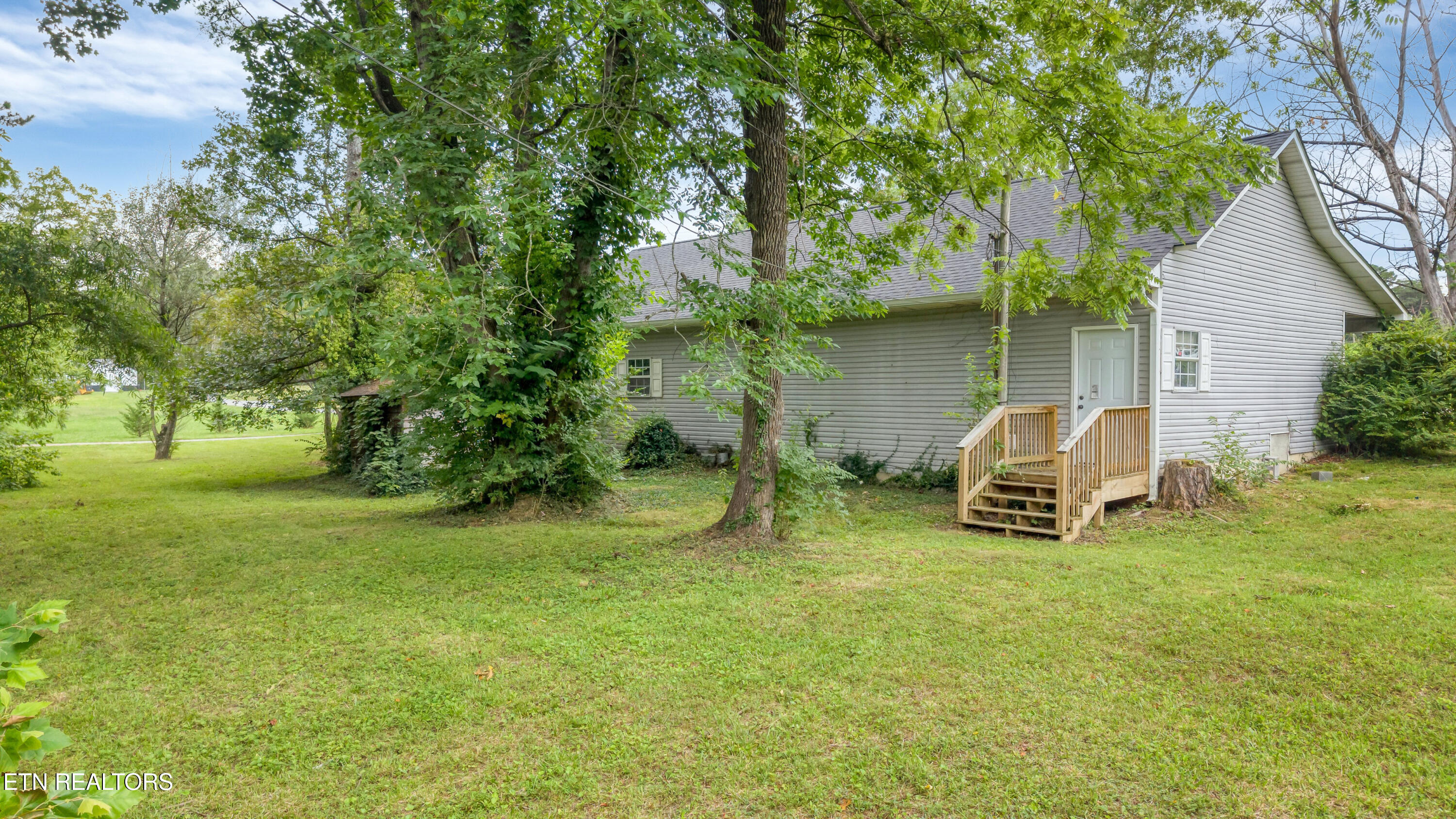 824 Edna Garland Rd