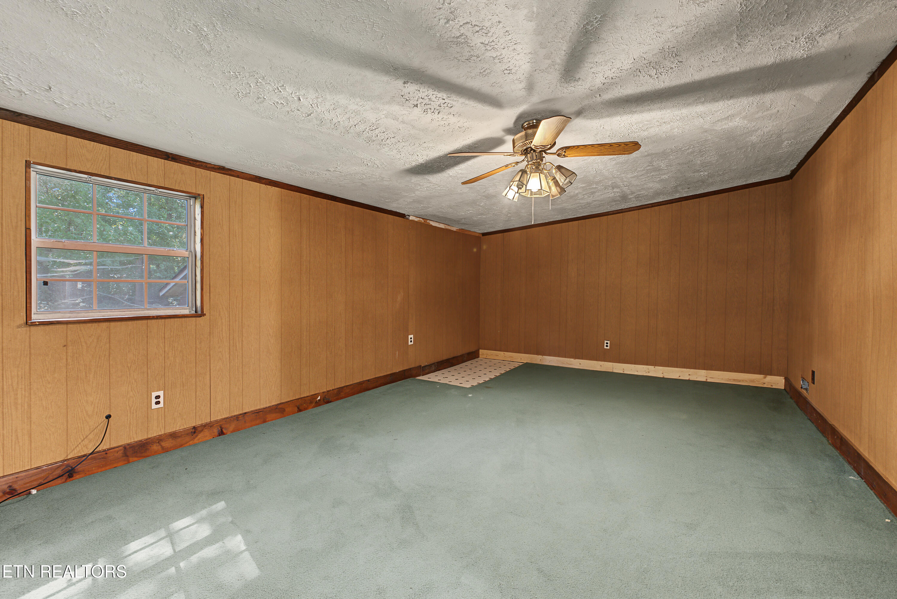 824 Edna Garland Rd