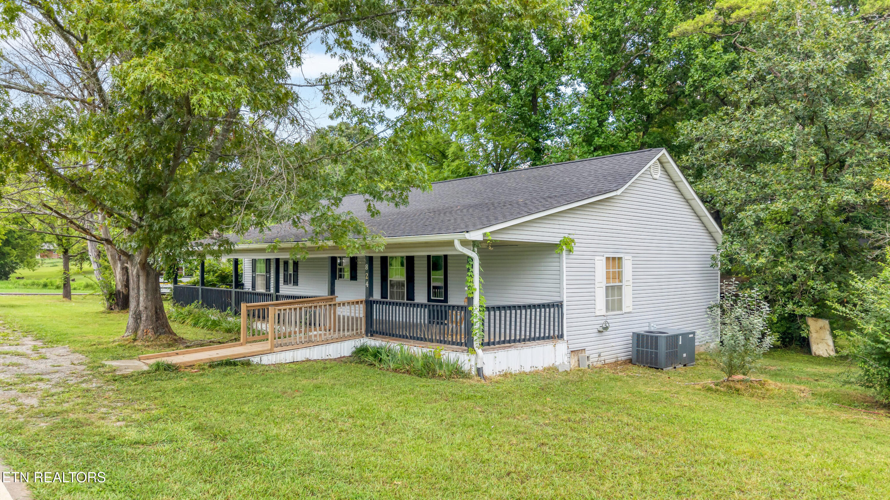 824 Edna Garland Rd