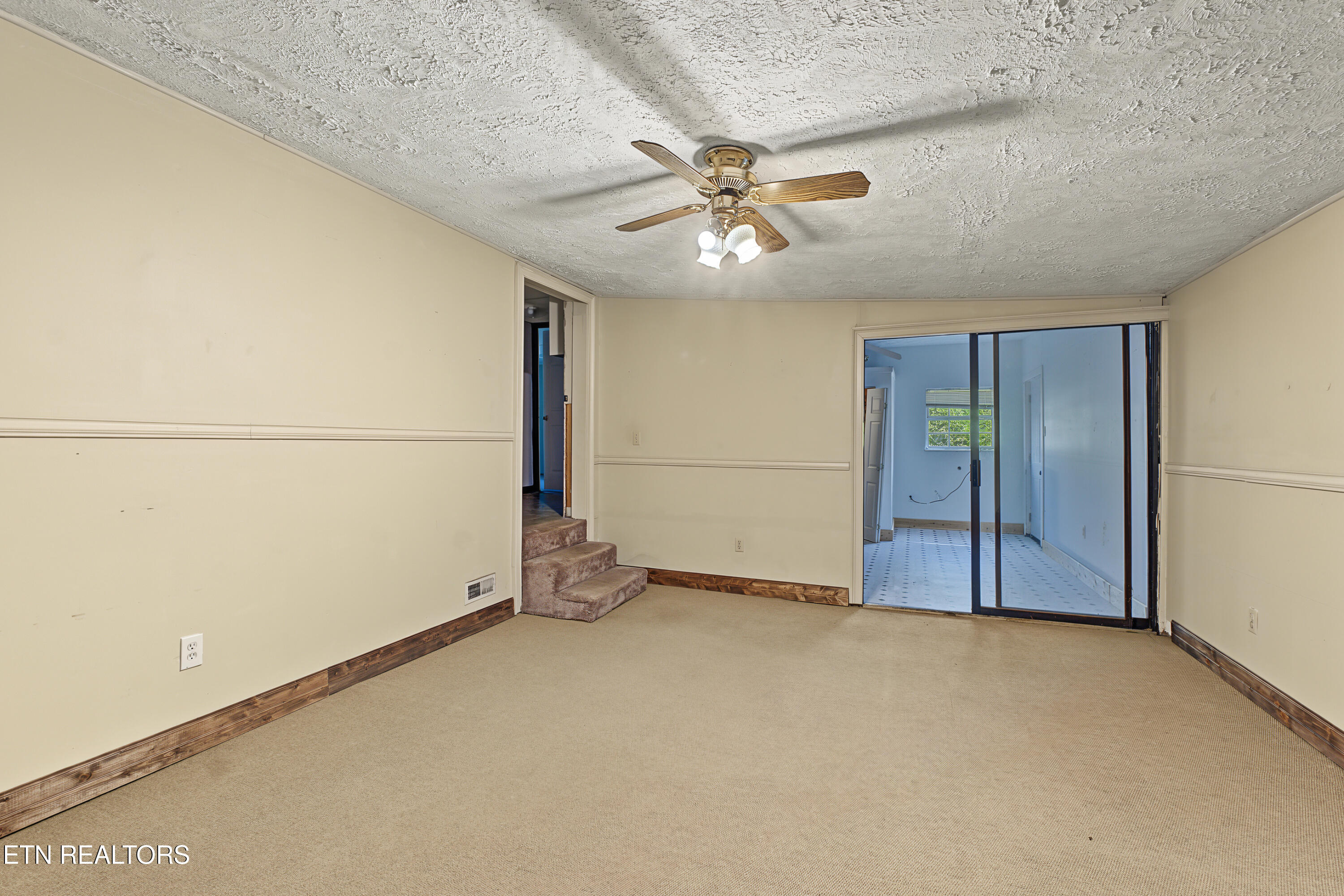 824 Edna Garland Rd