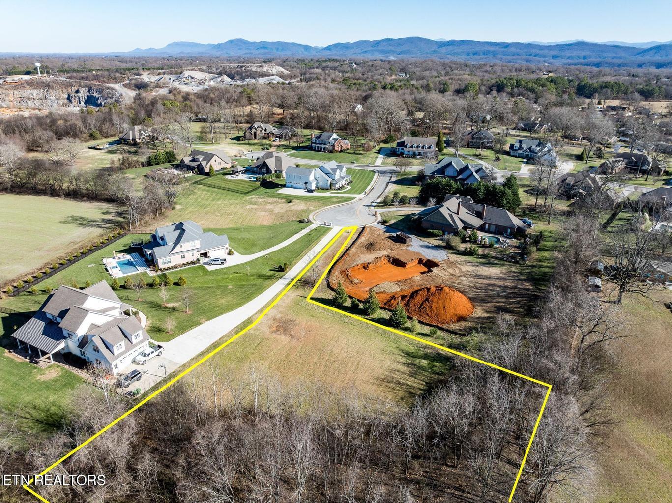 227 Emma Ross Lane