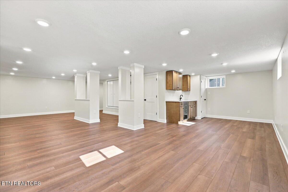 220 Locha Poka Drive
