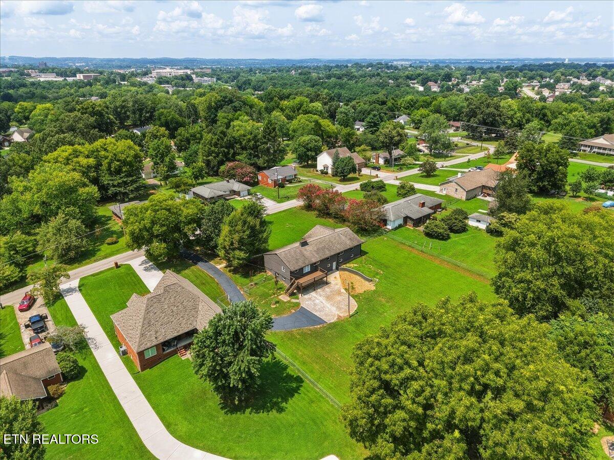 220 Locha Poka Drive