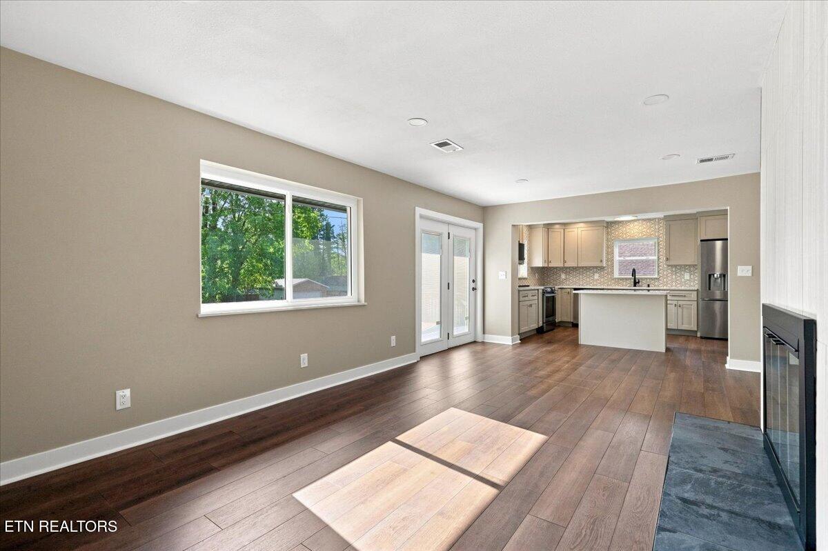 220 Locha Poka Drive