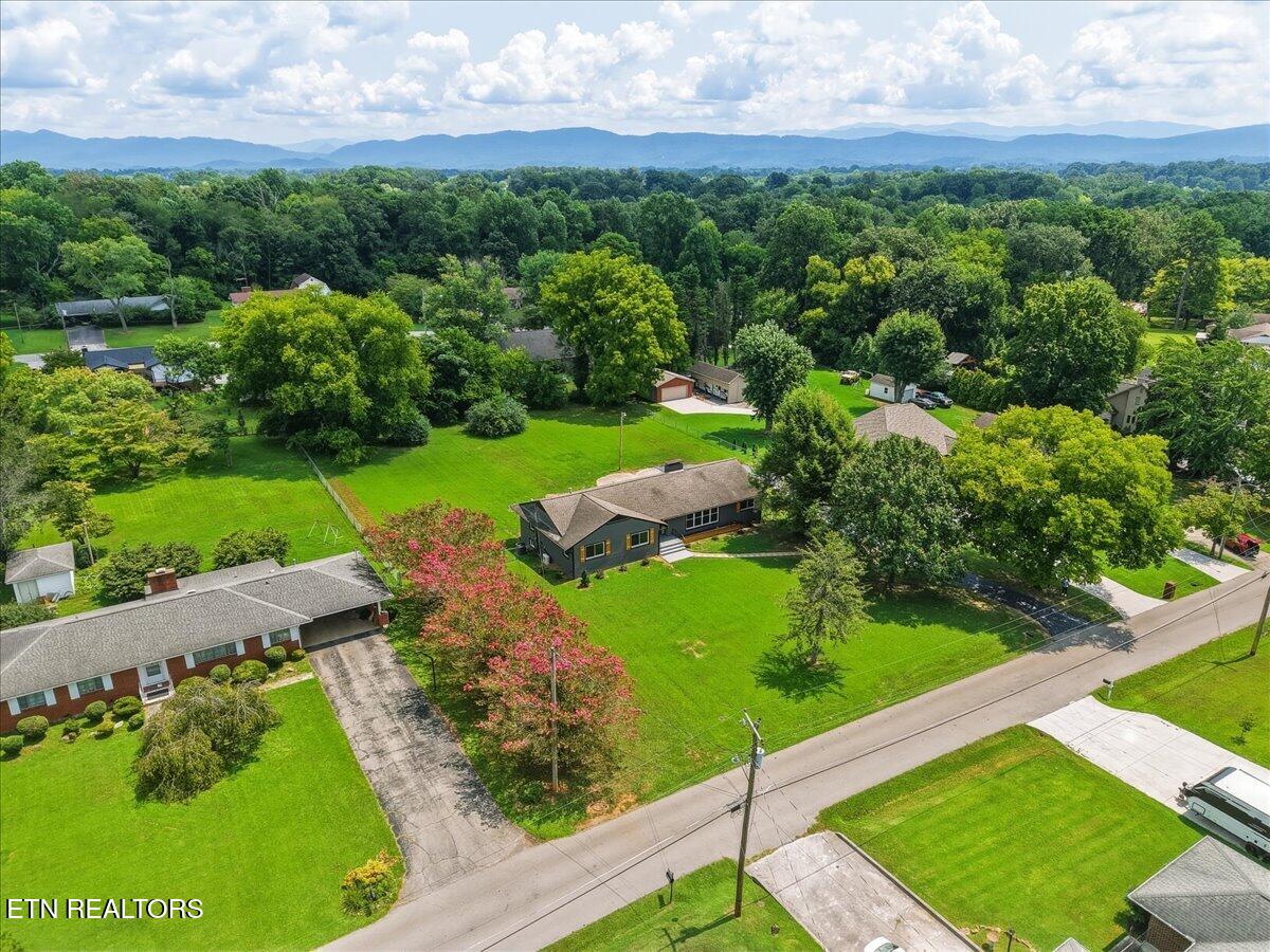 220 Locha Poka Drive