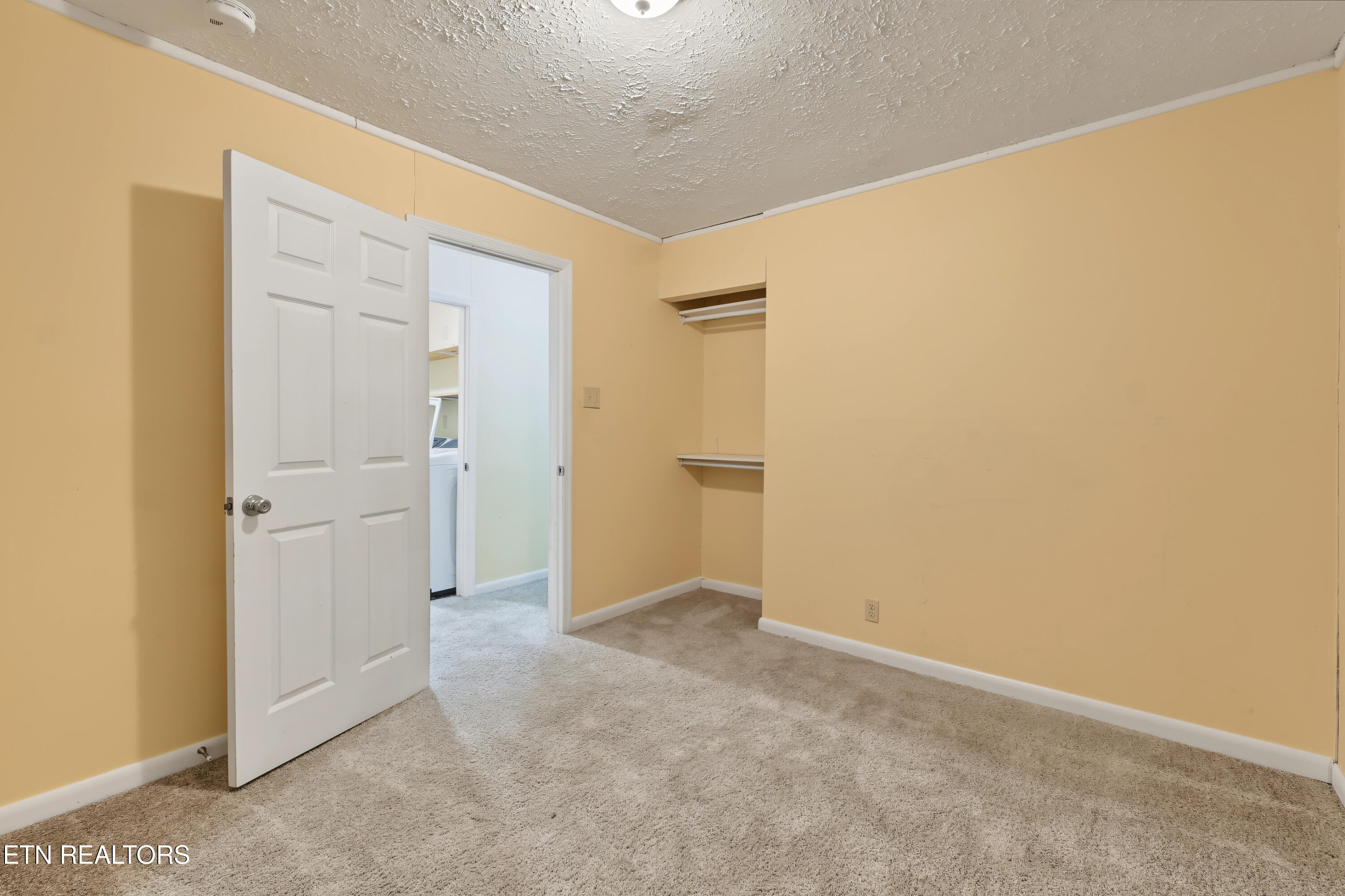 3889 Quarry Rd
