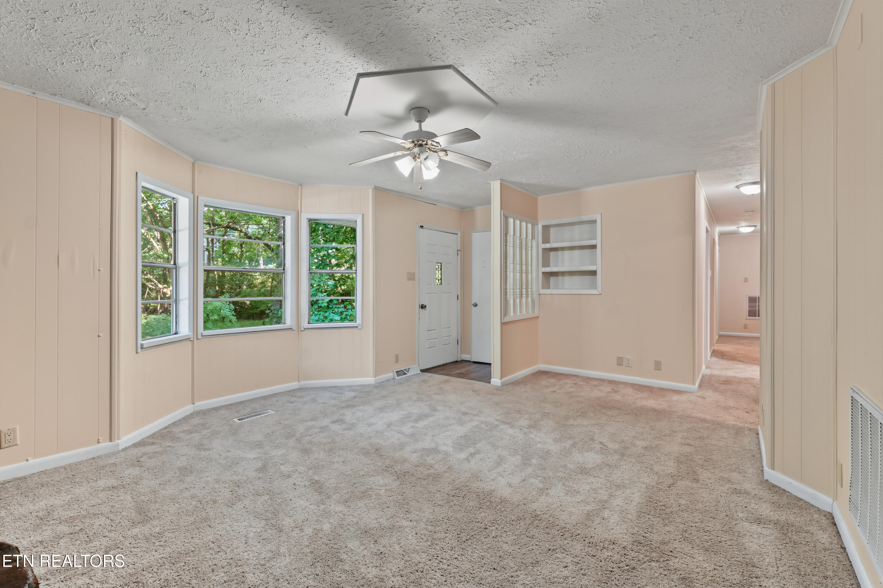 3889 Quarry Rd
