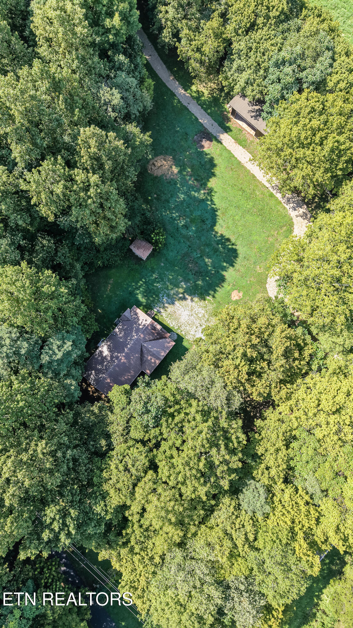 3889 Quarry Rd