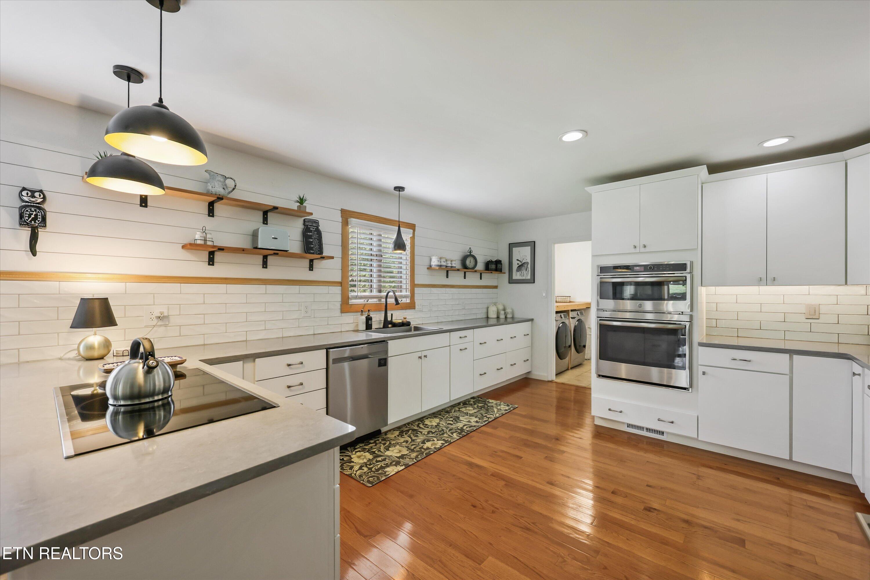 2112 Carpenters Grade Rd