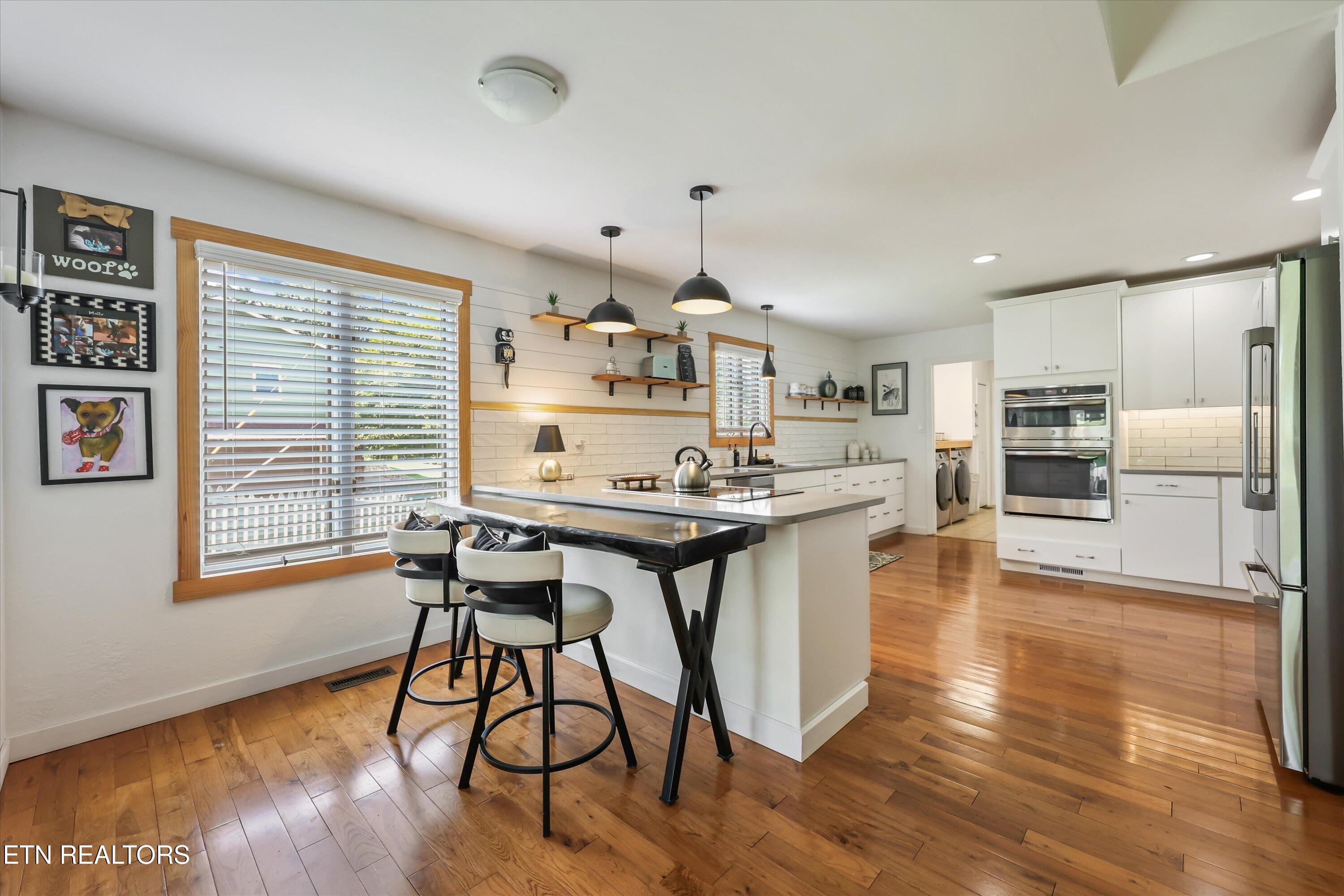 2112 Carpenters Grade Rd