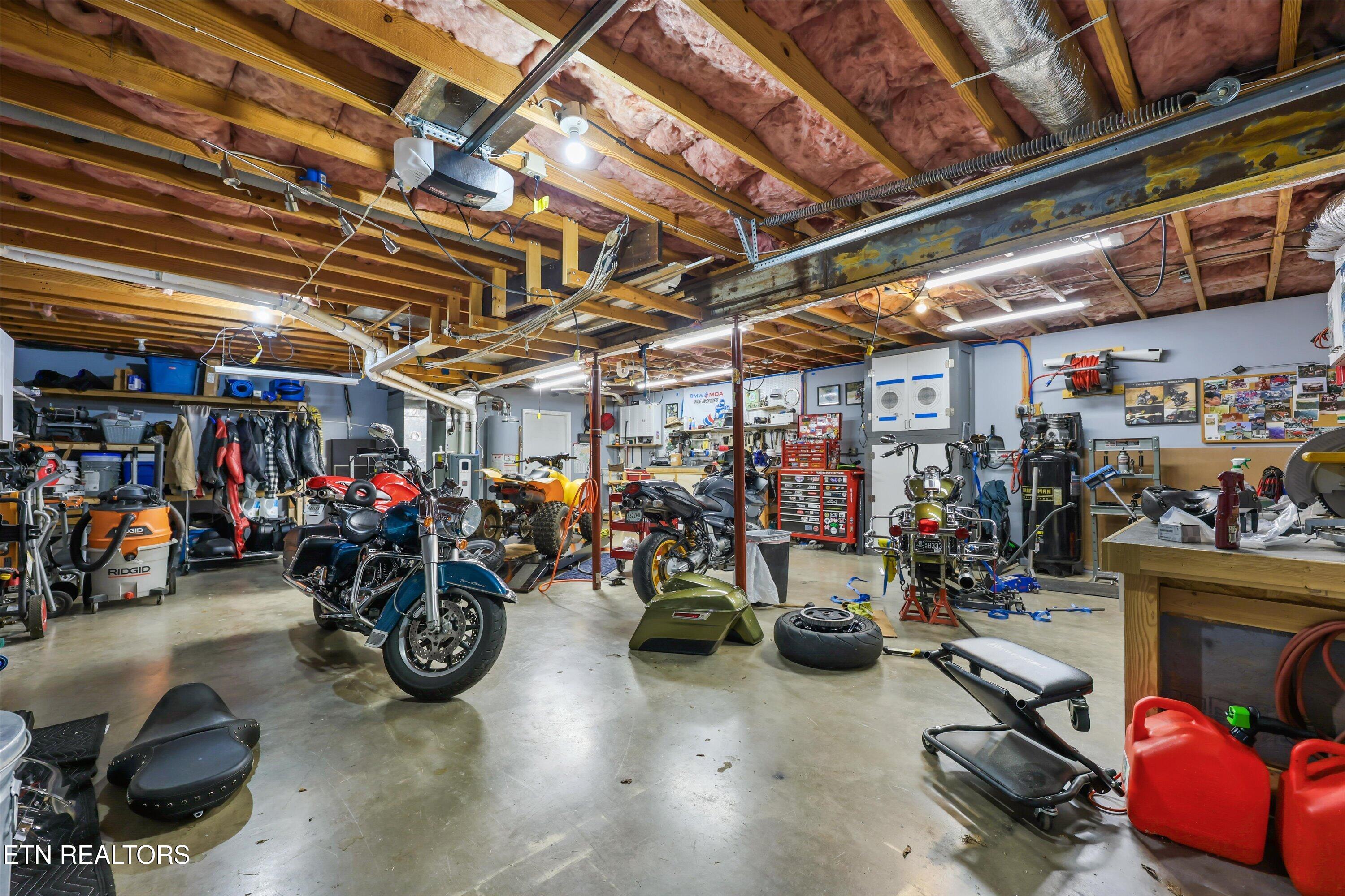 2112 Carpenters Grade Rd