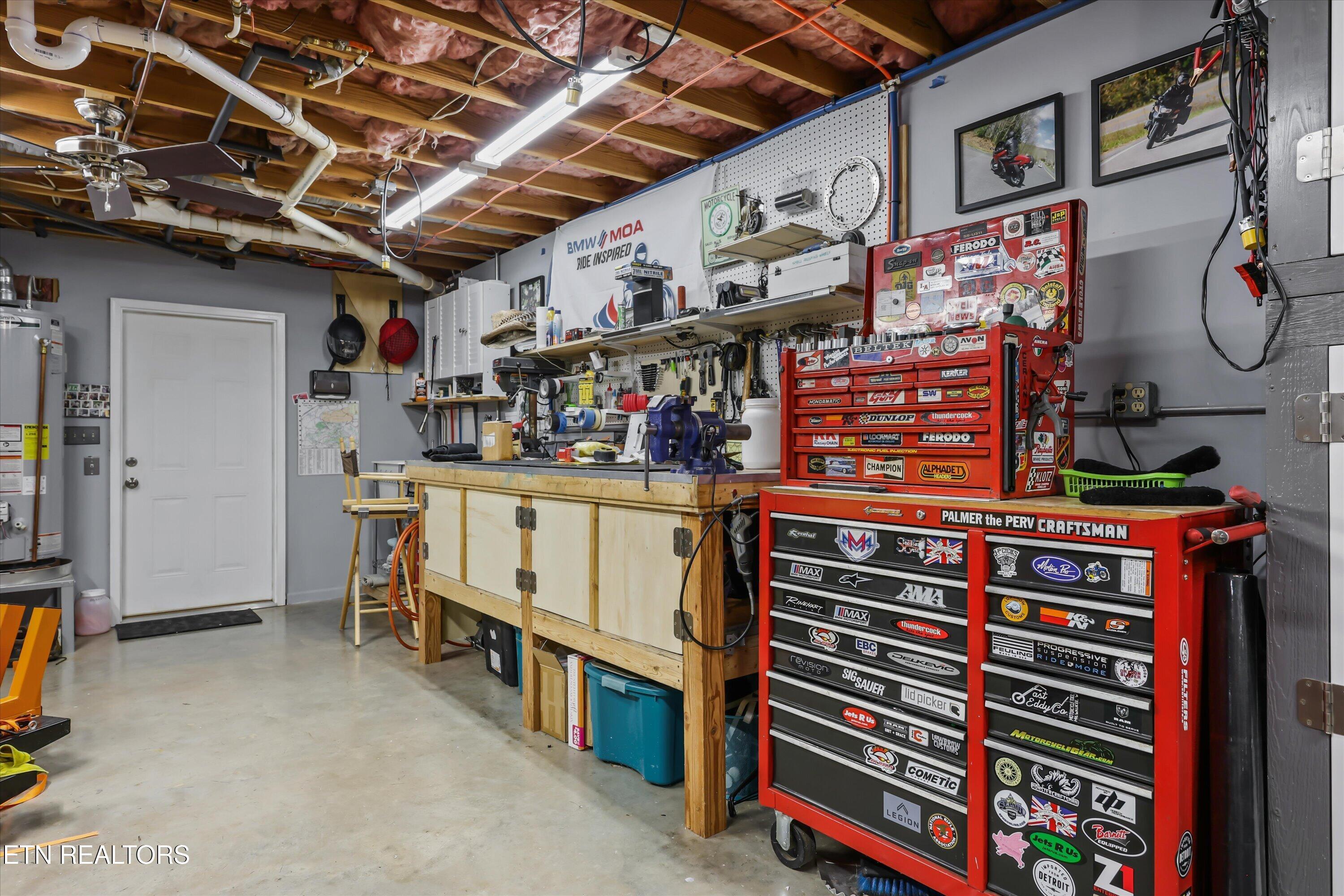 2112 Carpenters Grade Rd