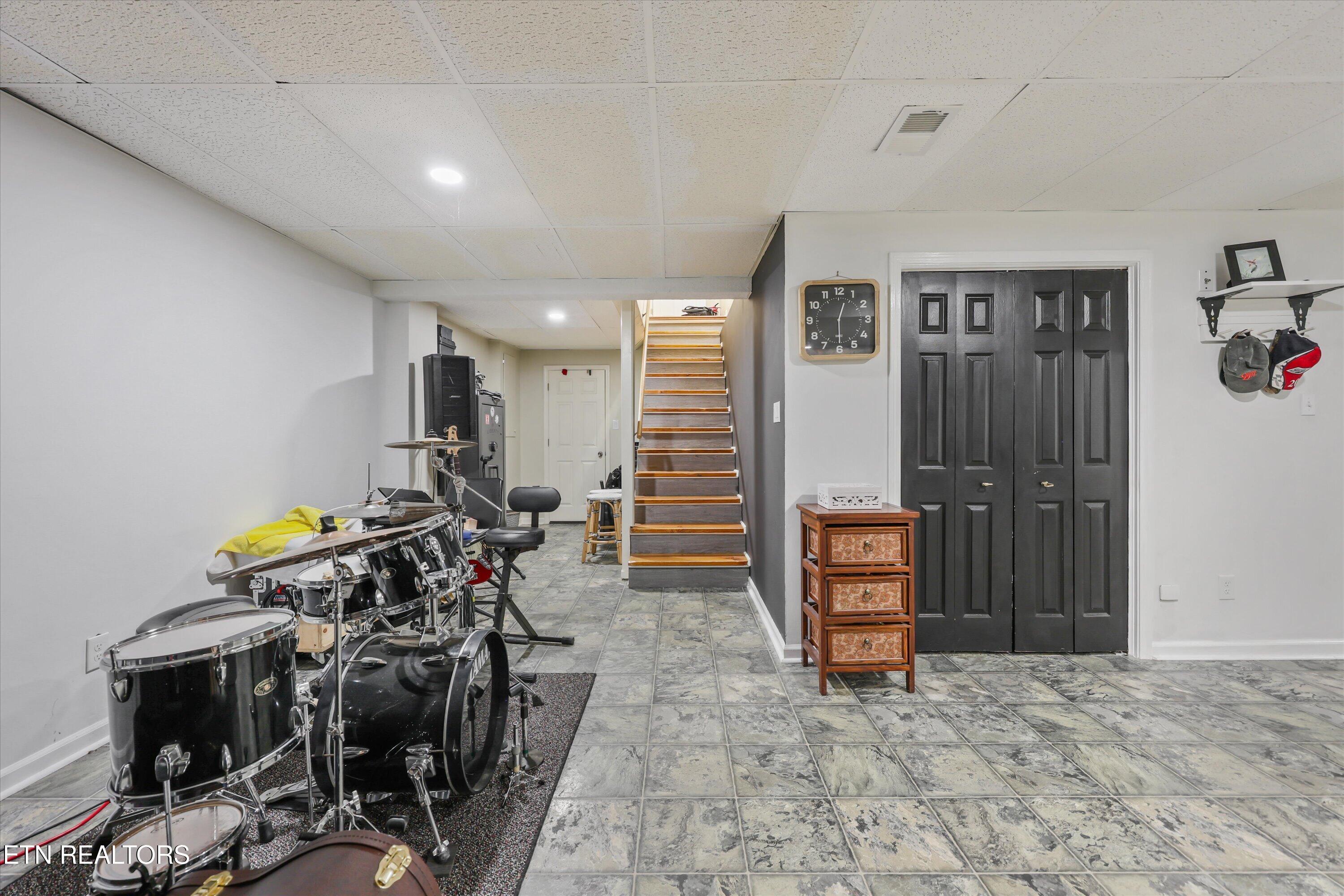 2112 Carpenters Grade Rd